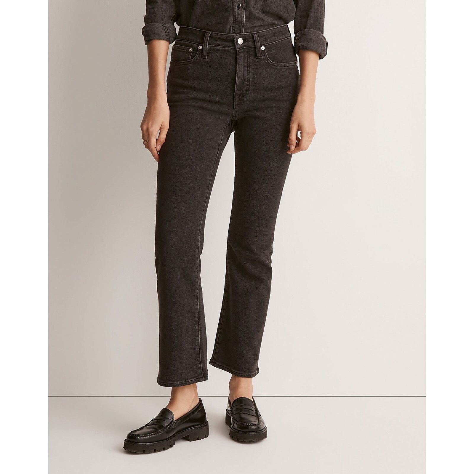 Madewell NWT Madewell Mid Rise Kick Out Jeans Black/Gray Wash Size 24 Size 24" / US 00 / IT 34 - 3 Thumbnail