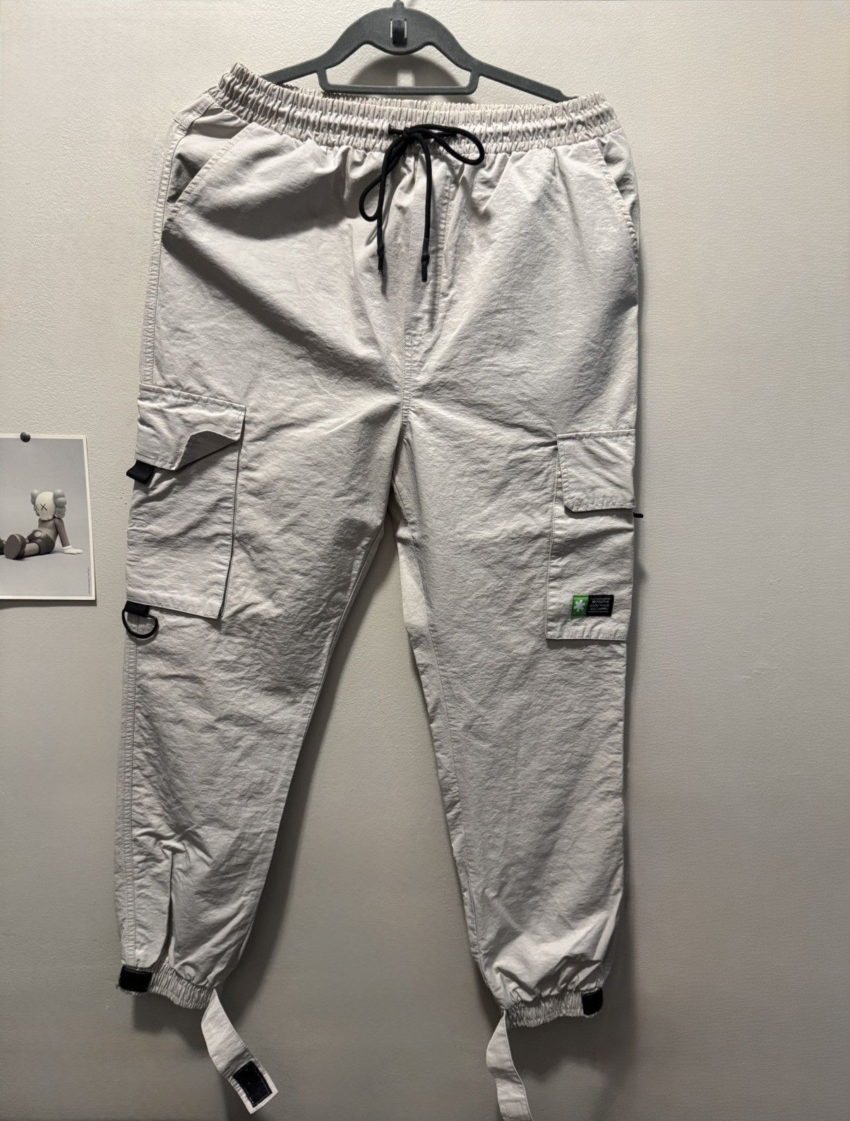 Other Beige Joggers Size US 32 / EU 48 - 1 Thumbnail