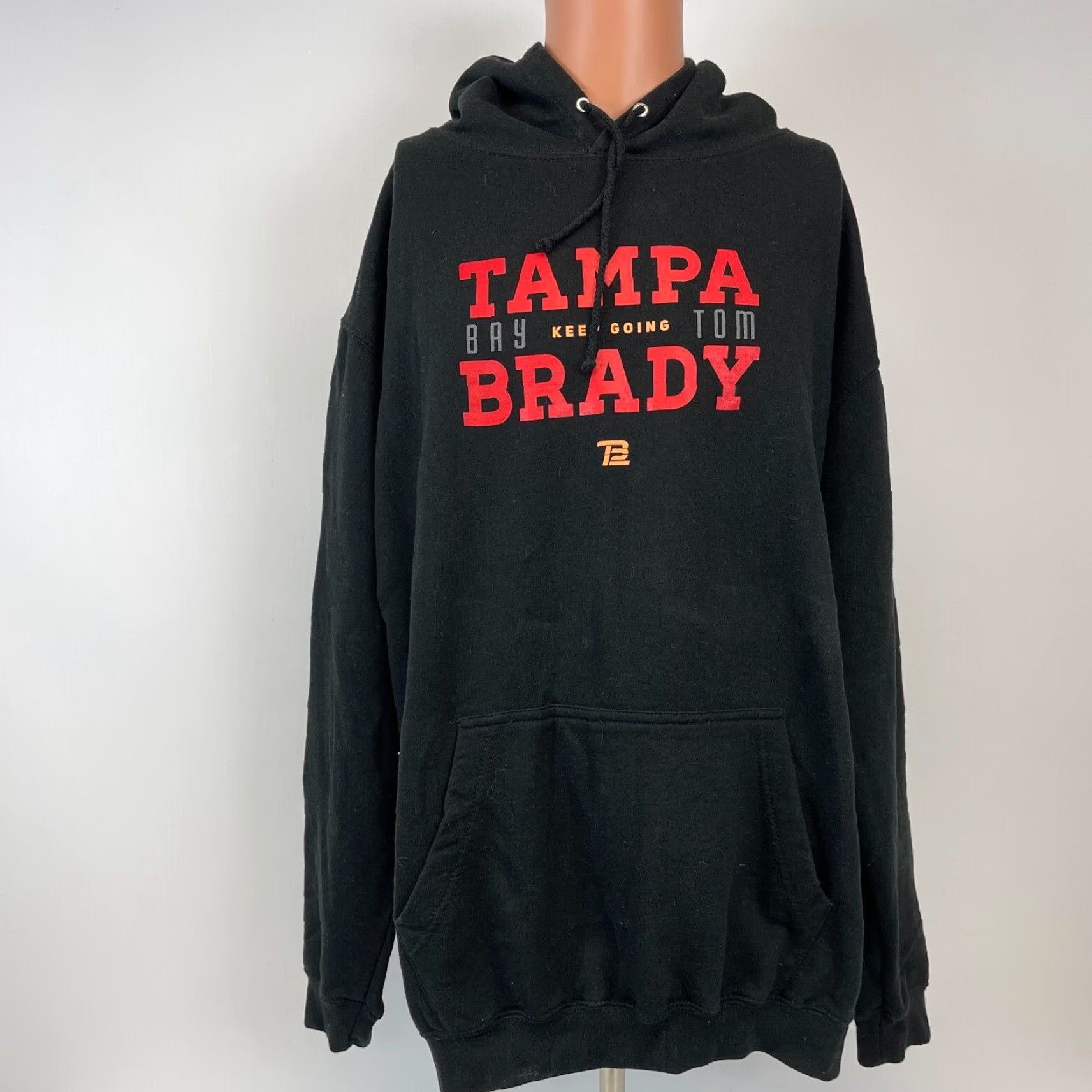 TB12 Tom Brady Tampa Bay Buccaneers Hoodie XL Black Pullover