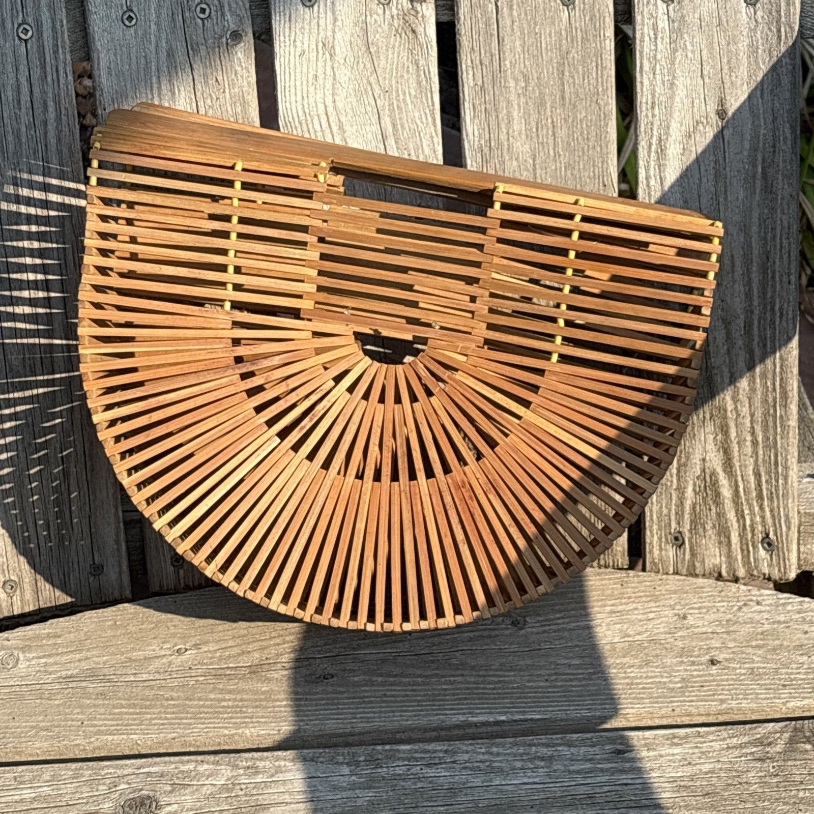 Handmade Bamboo Wood Basket Purse Tiki Hand Bag Half Moon Vtg 80s Nat Size ONE SIZE - 1 Thumbnail