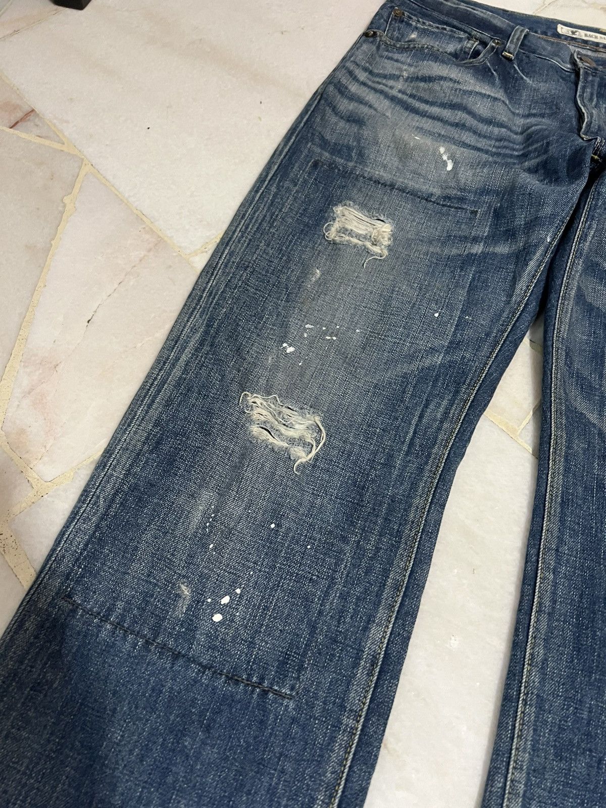 Japanese Brand 90’s BACK NUMBER 02 DISTRESSED PAINTER JEAN Size US 34 / EU 50 - 6 Thumbnail