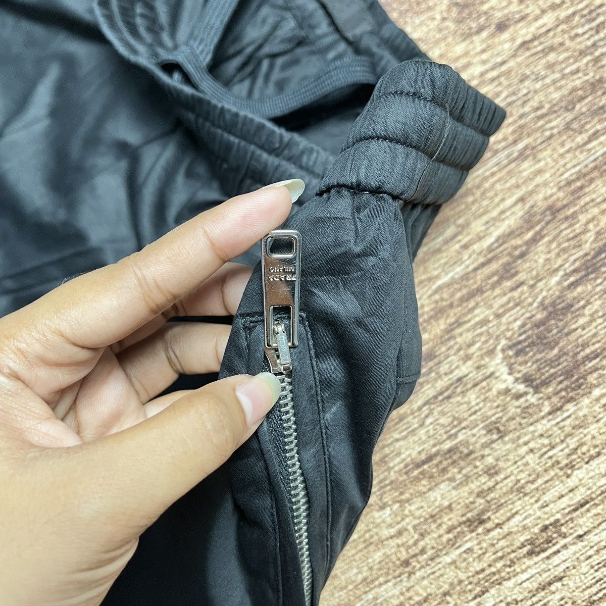 Prada Prada nylon long pants Size US 34 / EU 50 - 3 Thumbnail