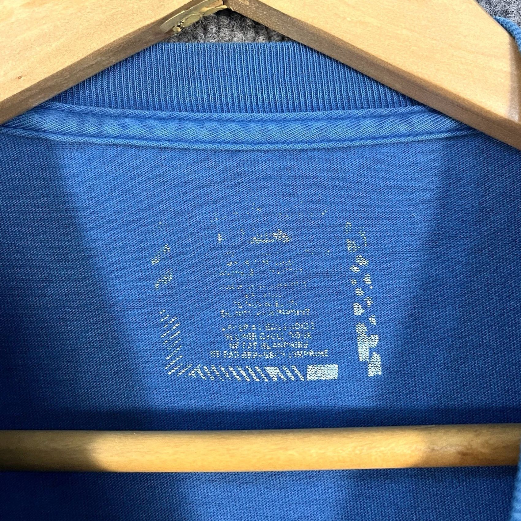 Billabong VINTAGE Billabong Shirt Mens L Blue Y2K 2000s Surf Skate Grunge Size US L / EU 52-54 / 3 - 4 Thumbnail