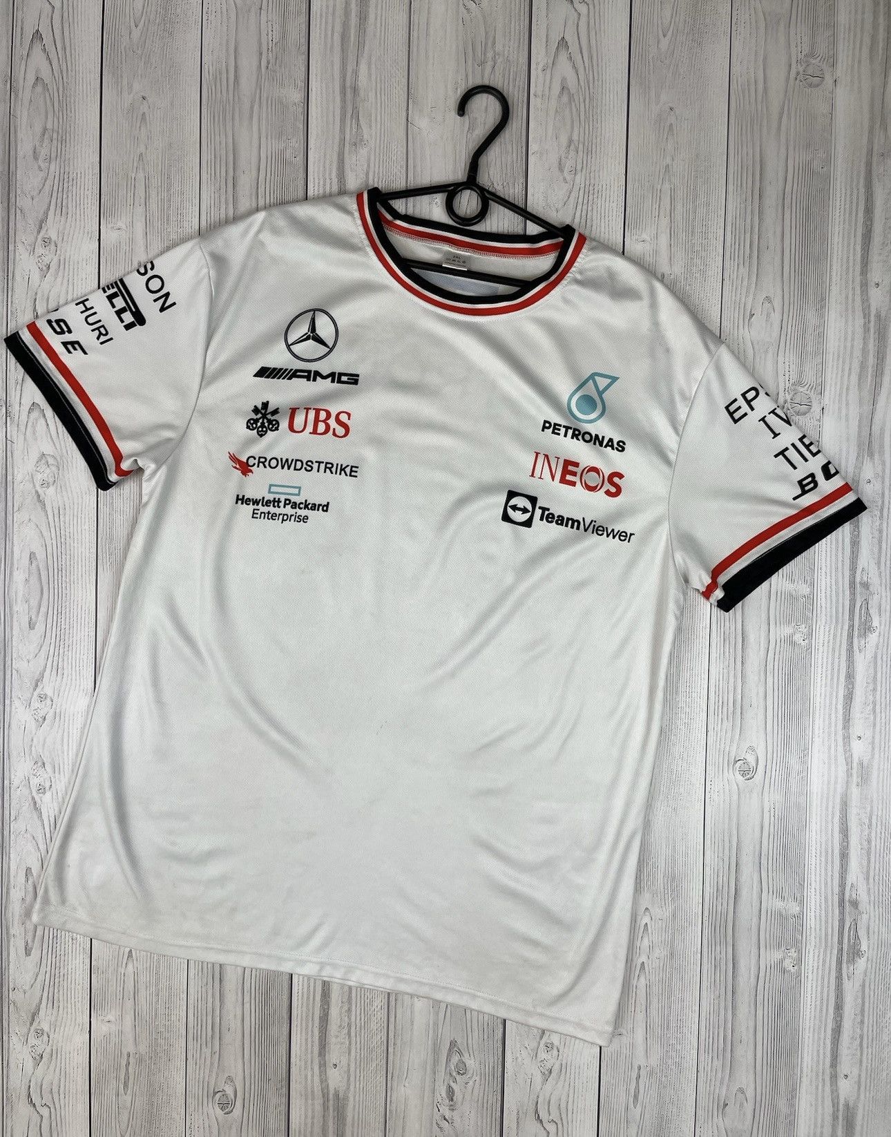 Vintage Petronas mersedes benz racing tee size XL logo Size US XL / EU 56 / 4 - 1 Thumbnail