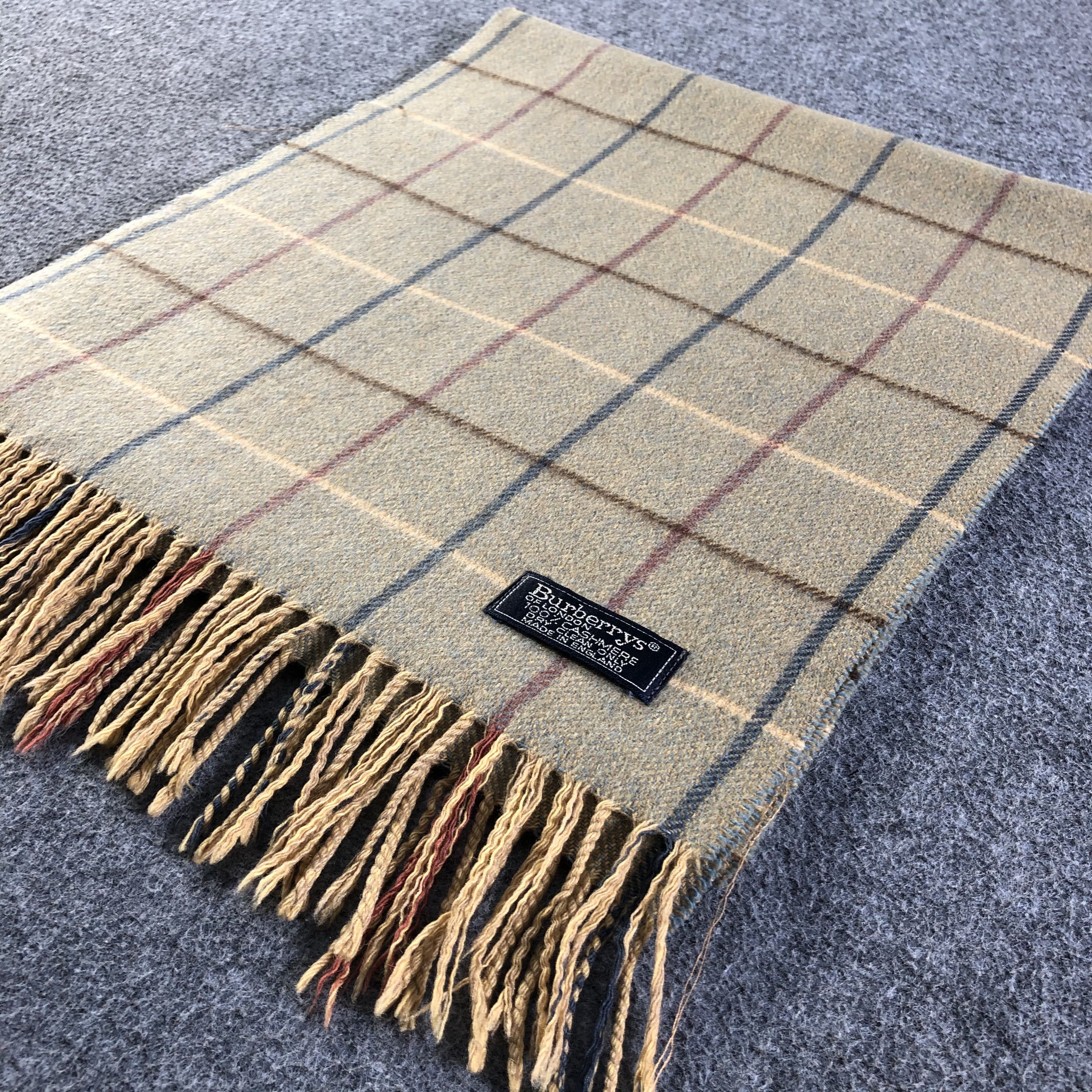 Burberry Burberrys Scarf / Muffler / Neckwear P442 Size ONE SIZE - 4 Thumbnail