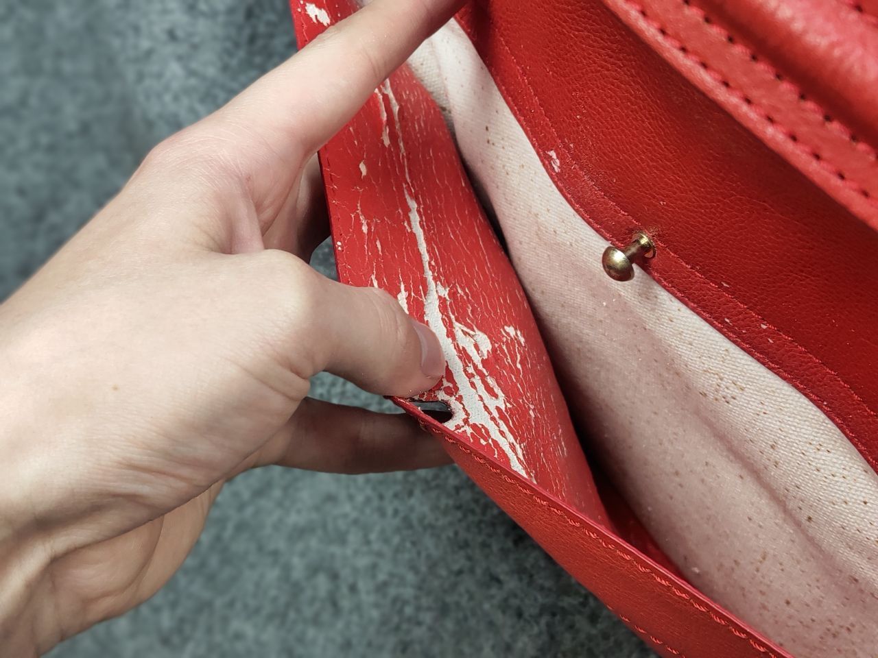 Yves Saint Laurent Yves Saint Laurent YSL Muse Two Hand Bag Red Leather Satchel Size ONE SIZE - 18 Thumbnail
