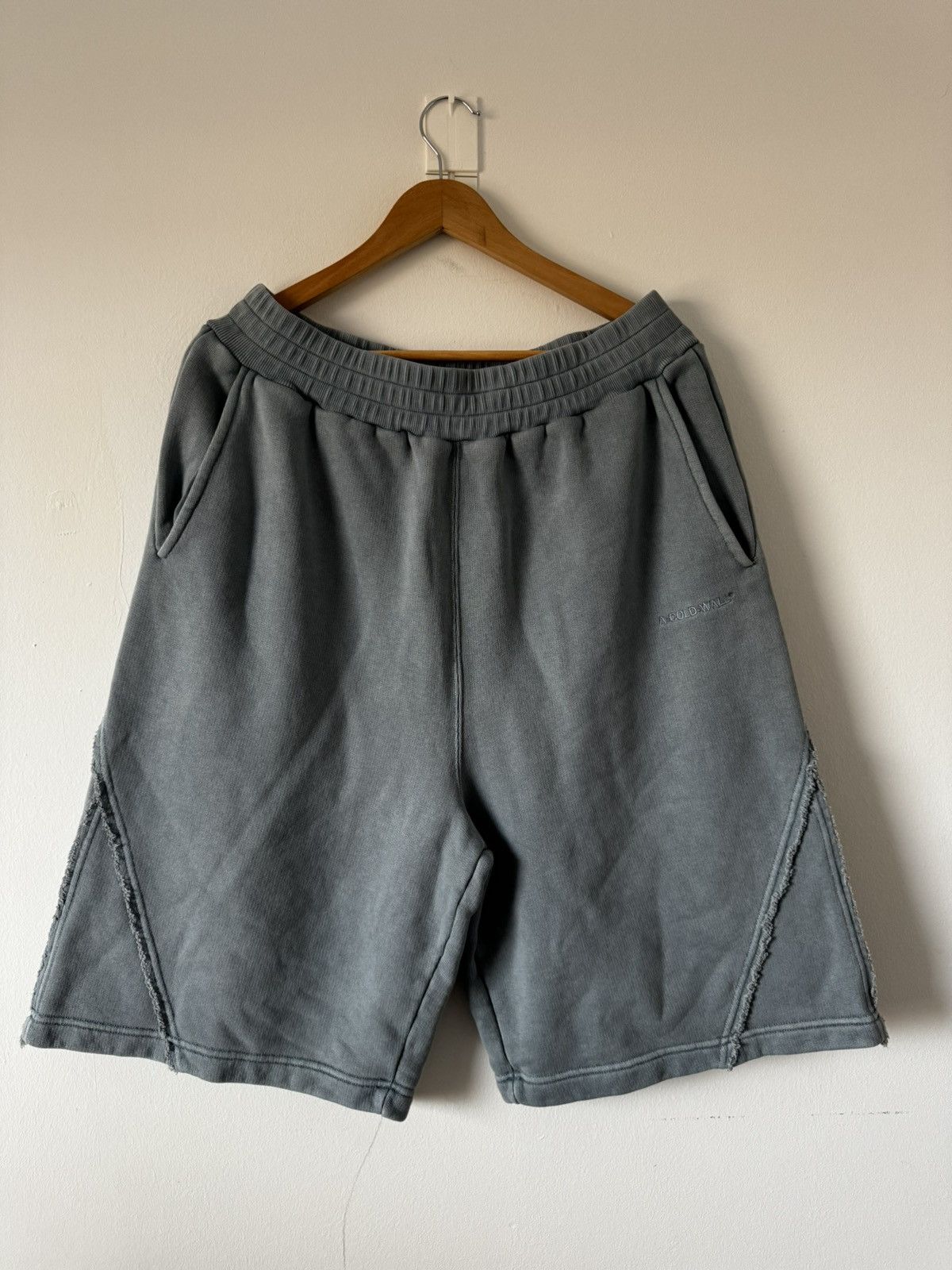 A-COLD-WALL* A-cold-wall* deconstructed sweat shorts Size US 32 / EU 48 - 2 Thumbnail