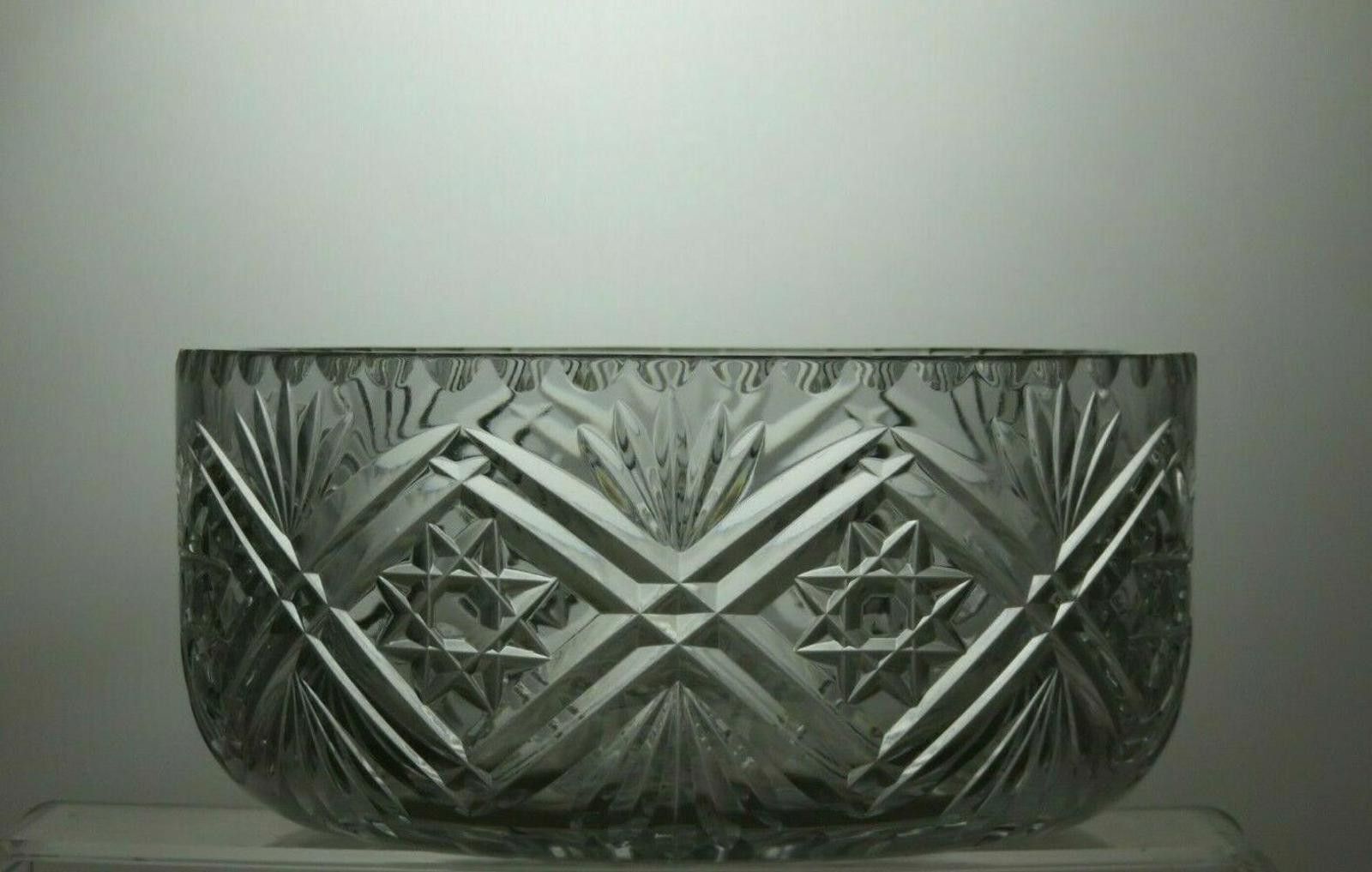 The Unbranded Brand Cut Crystal Hobstar Cut Glass Salad Footed Serving Bowl Size ONE SIZE - 2 Thumbnail