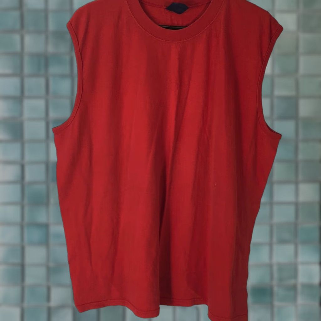 Basic Editions Basic Editions Mens Vest Tank T Shirt Sleeveless Red 2XL, 100% Cotton, Crew Neck, Pullover, Regular Fit, Solid, Honduras, Casual Menswear Size US XXL / EU 58 / 5 - 1 Thumbnail