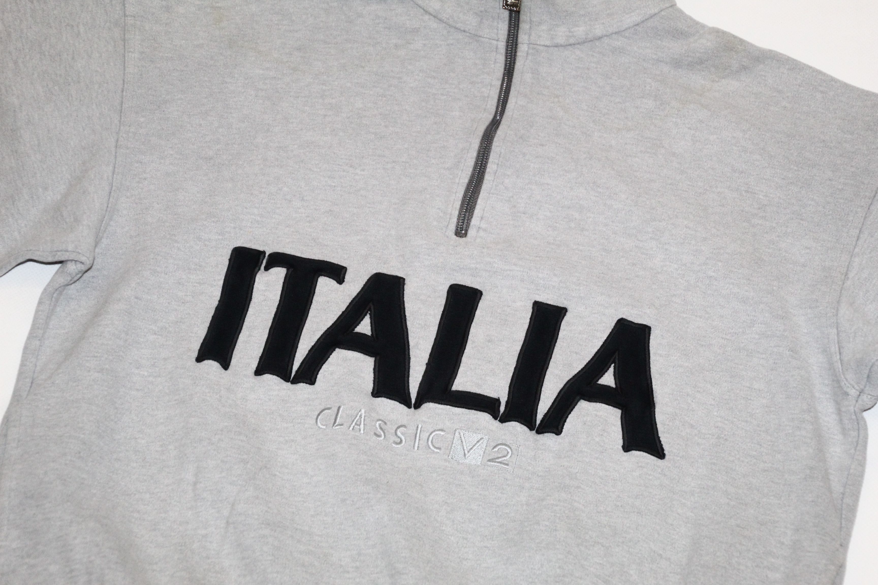 Versace VTG Versace Classic V2 ITALIA big logo baggy sweatshirt Size US S / EU 44-46 / 1 - 5 Thumbnail