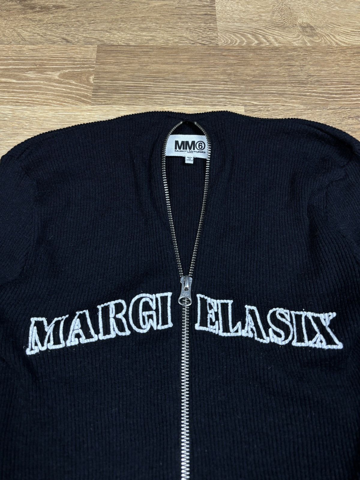Maison Margiela Maison Margiela MM6 Logo Zip Knit Sweater Size US XS / EU 42 / 0 - 4 Thumbnail