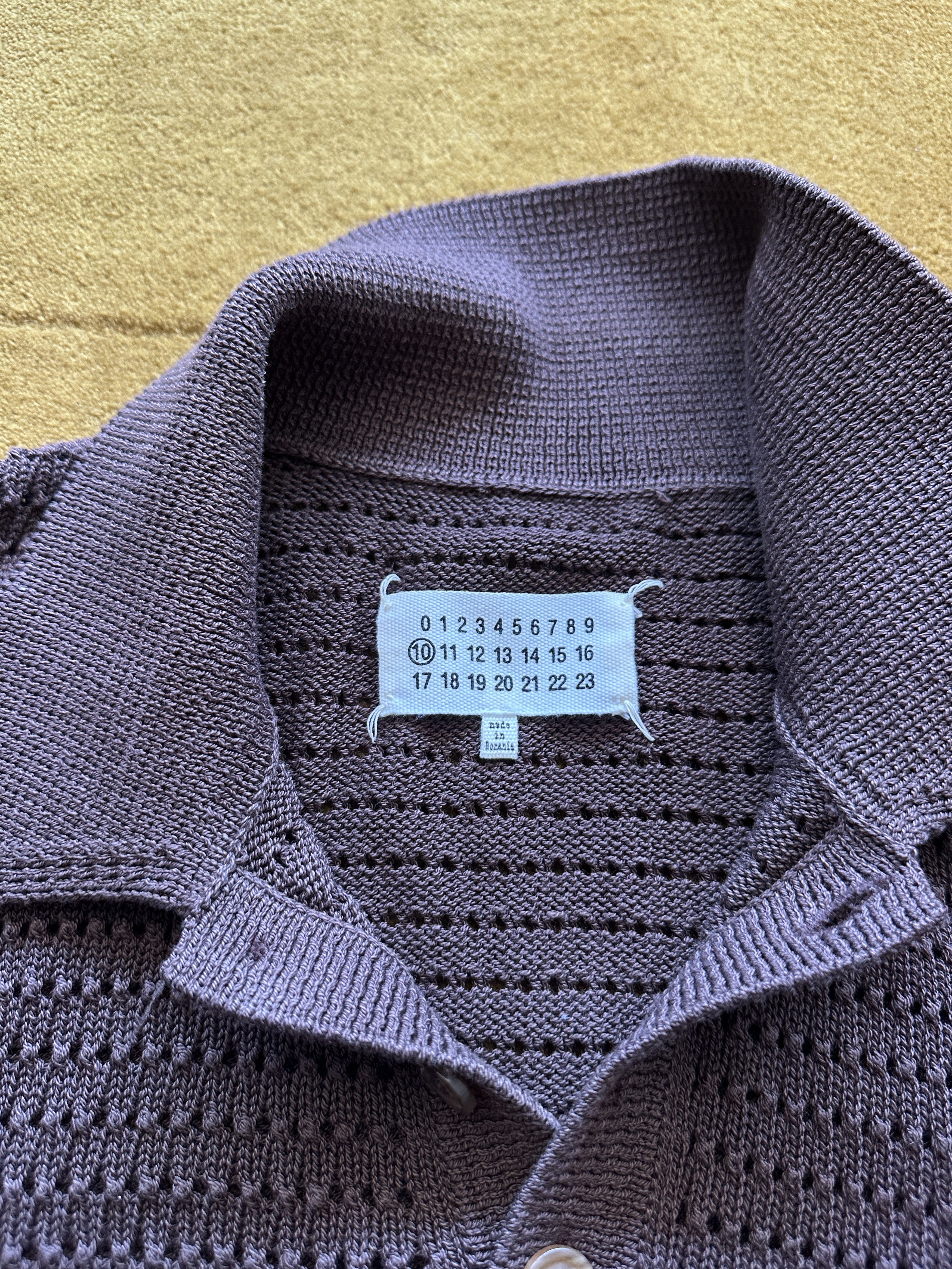 Maison Margiela Maison Margiela Mesh Pique Polo in Brown Size US M / EU 48-50 / 2 - 2 Thumbnail