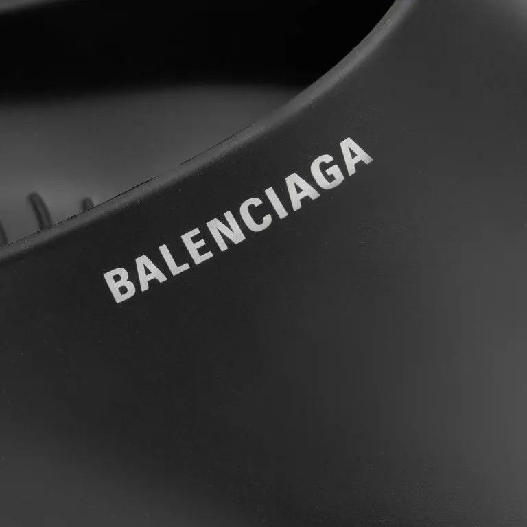 Balenciaga o1bcso1str1124 Mule Slides in Black Size US 7 / EU 40 - 5 Thumbnail