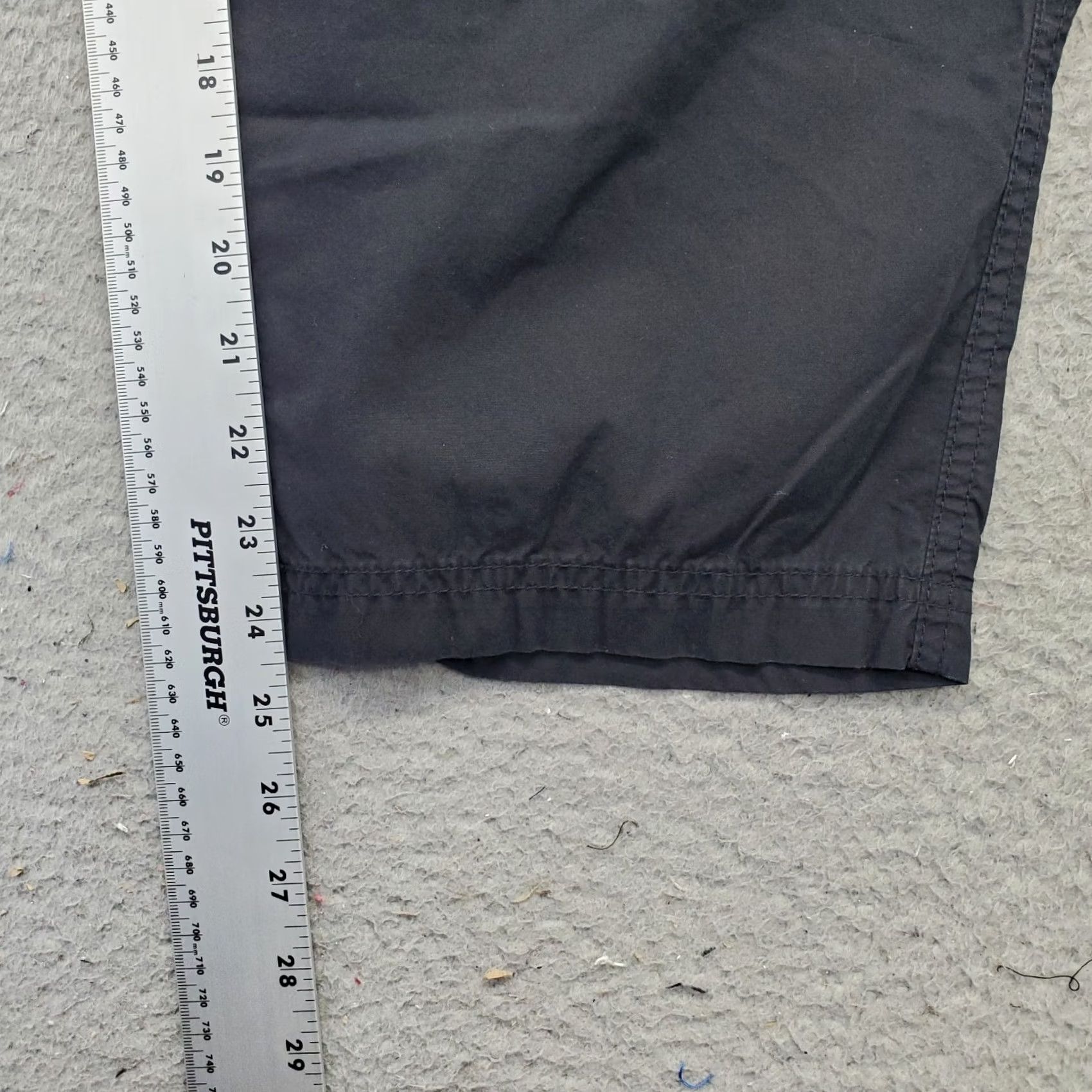 Vintage London Jeans Capri Pants Womens Size 16 Black Cargo Pockets Relaxed Fit Flat Front Size 38" / US 16 / IT 52 - 4 Thumbnail