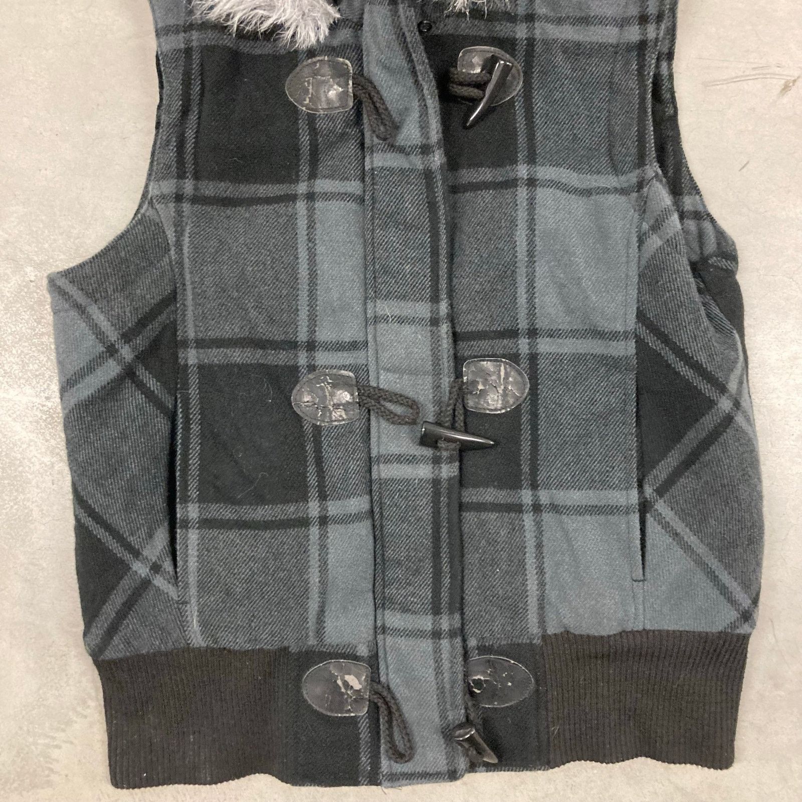 Ocean Pacific Y2K fur hood OP flannel vest jacket Size M / US 6-8 / IT 42-44 - 3 Thumbnail