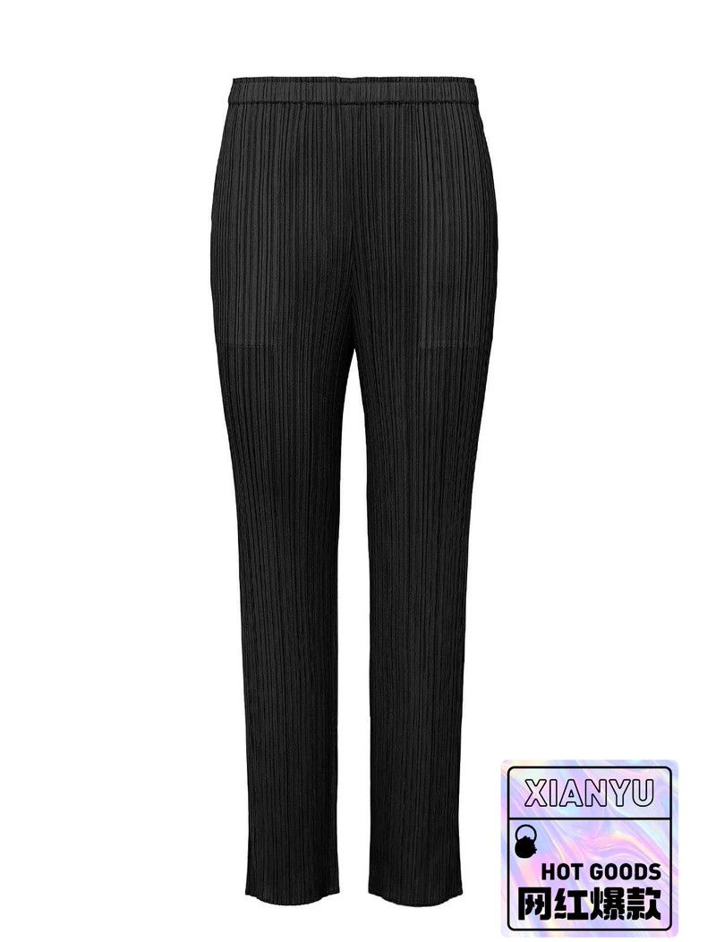 Issey Miyake issey miyake size:4 Black pleated pants 2505-Nextarrow Size US 26 / EU 42 - 5 Thumbnail