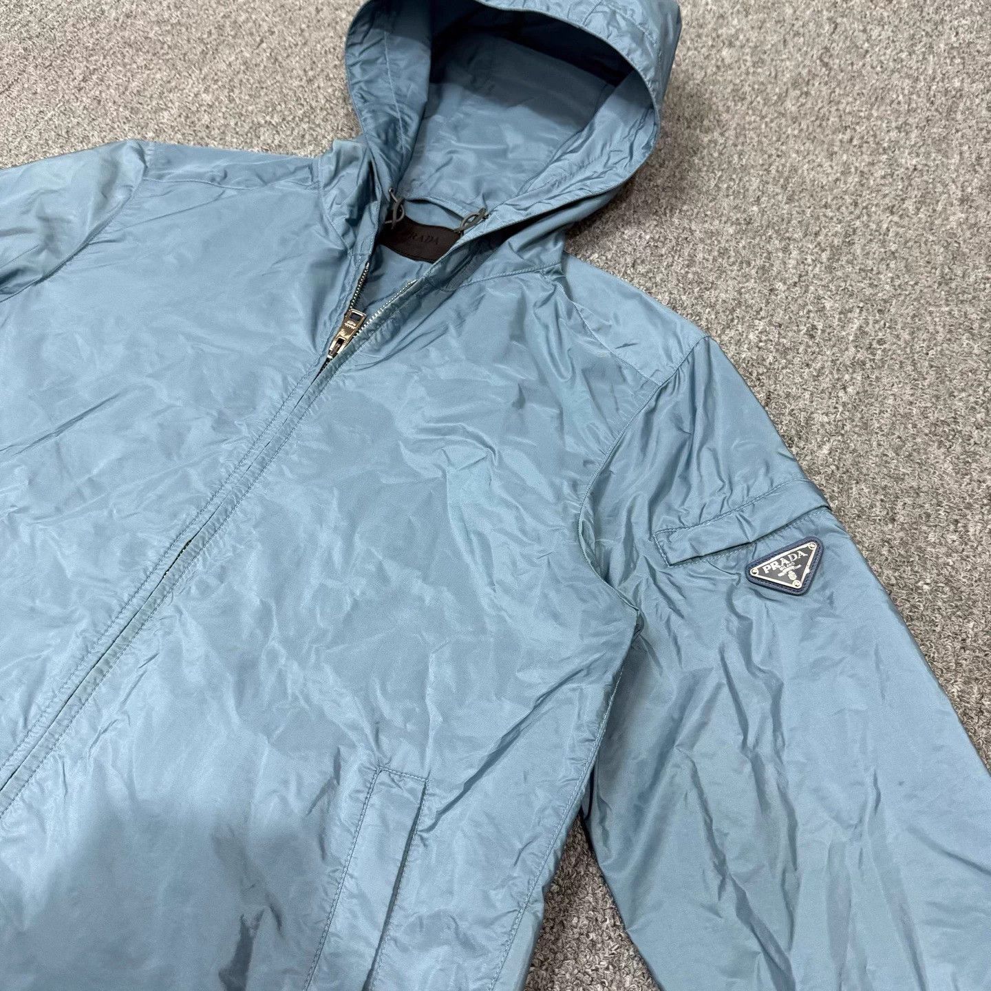 Prada Prada blue nylon triangle logo jacket S Size US S / EU 44-46 / 1 - 3 Thumbnail