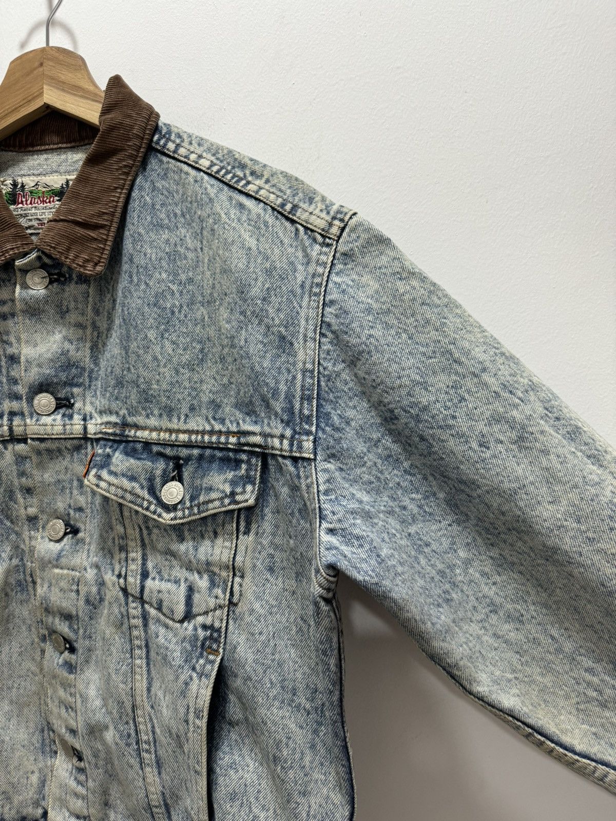 Levi's VINTAGE LEVIS ALASKA ORANGE TAB J02 ACID WASH DENIM JACKET Size US M / EU 48-50 / 2 - 7 Thumbnail