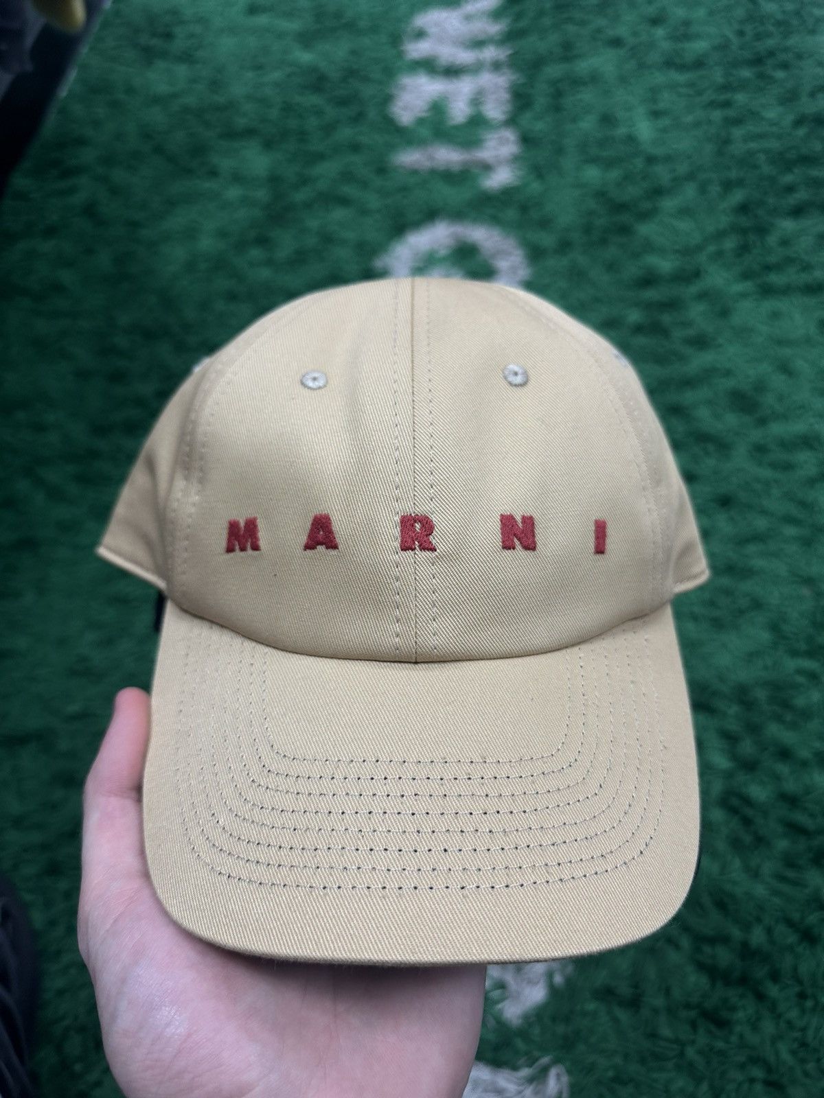 Marni Marni Cap Hat Beige Red Size ONE SIZE - 1 Thumbnail
