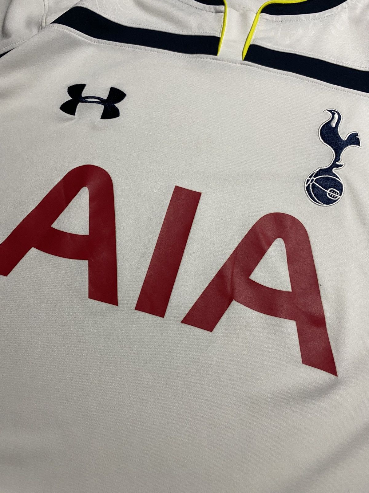 Under Armour × Vintage Under Armour Tottenham Hotspur 2014/15 home soccer jersey Size US L / EU 52-54 / 3 - 8 Thumbnail
