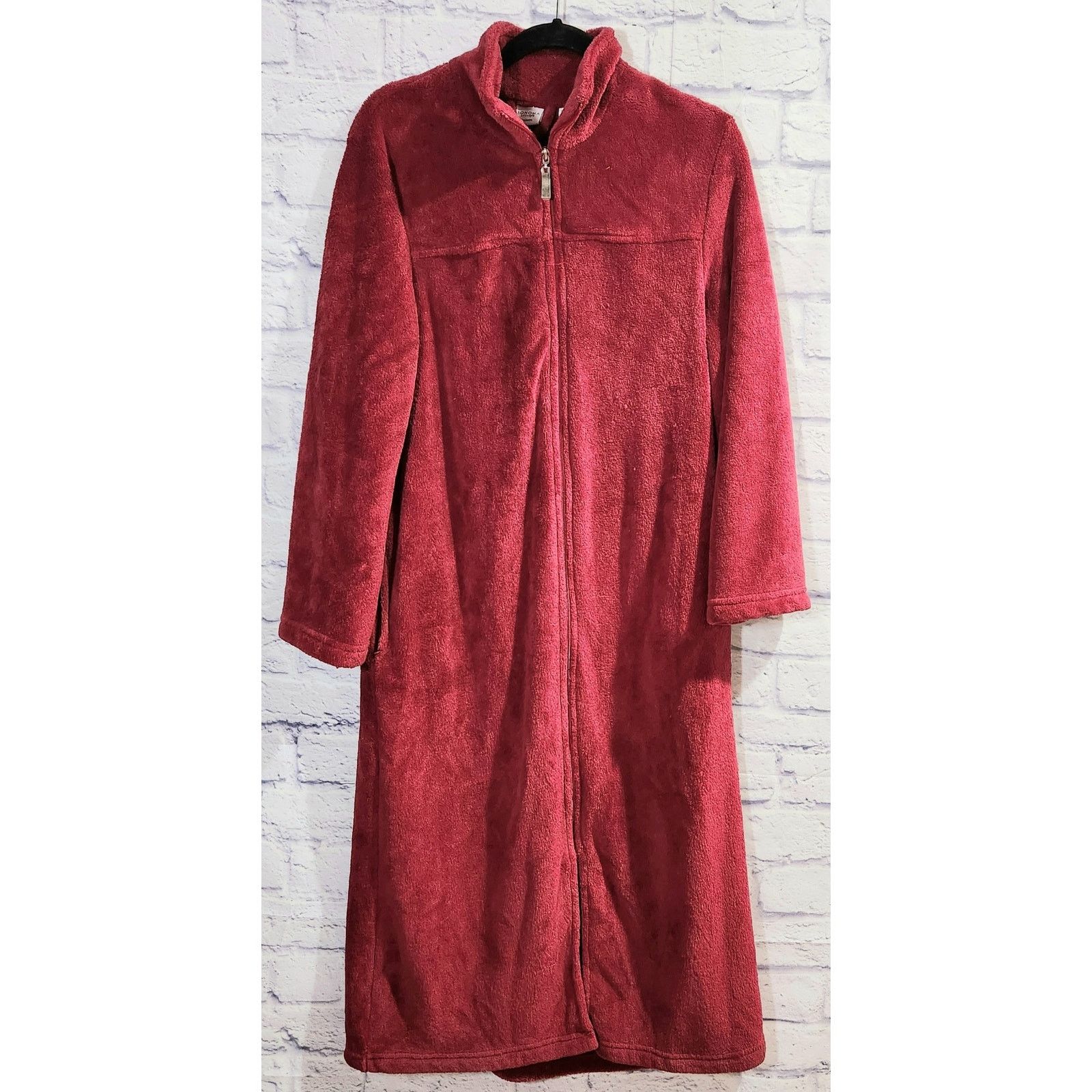 Other Sonoma Intimates Burgundy Plush Full Zip Robe Small Pockets Size ONE SIZE - 1 Thumbnail