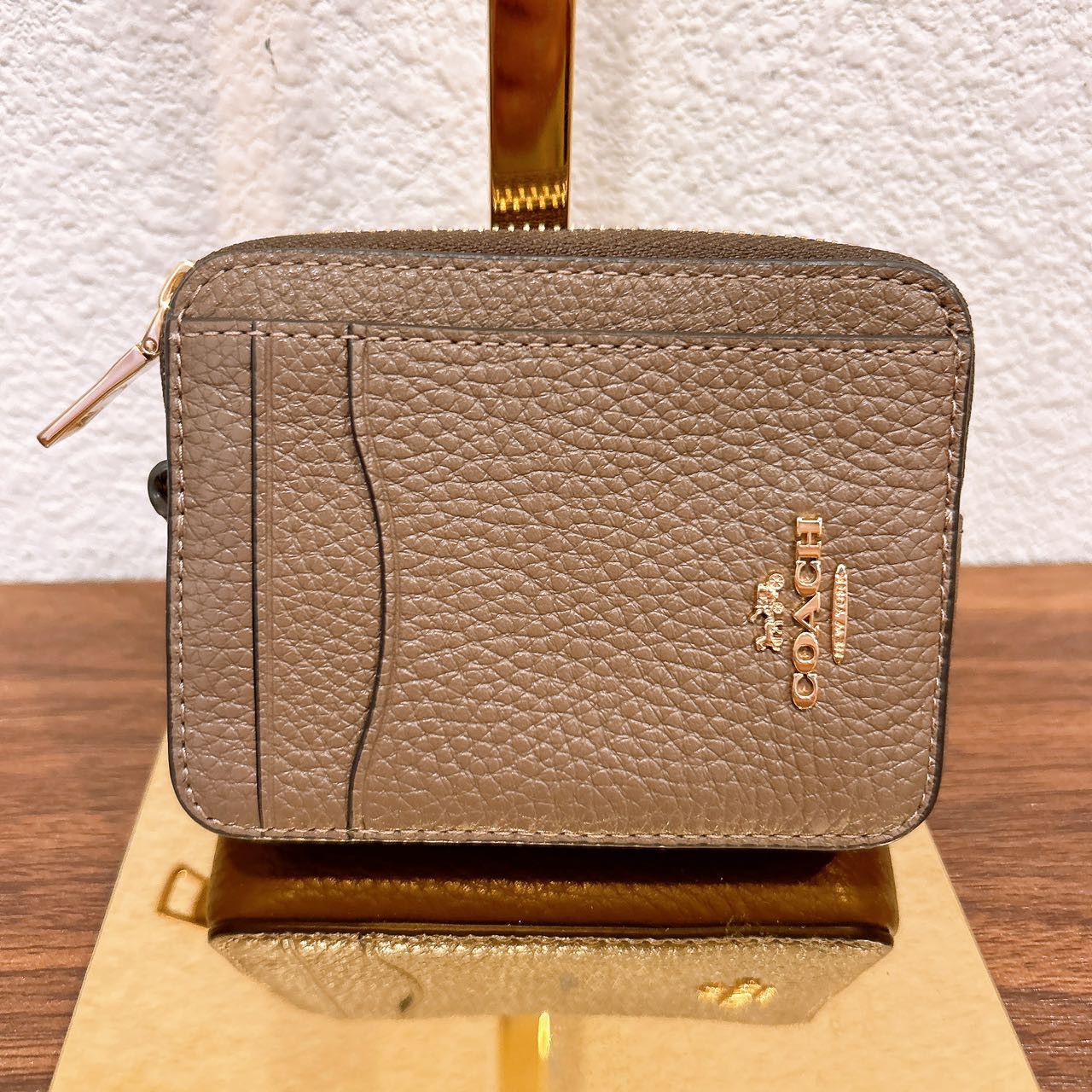 Coach Zip Card Case #6303 Size ONE SIZE - 1 Thumbnail