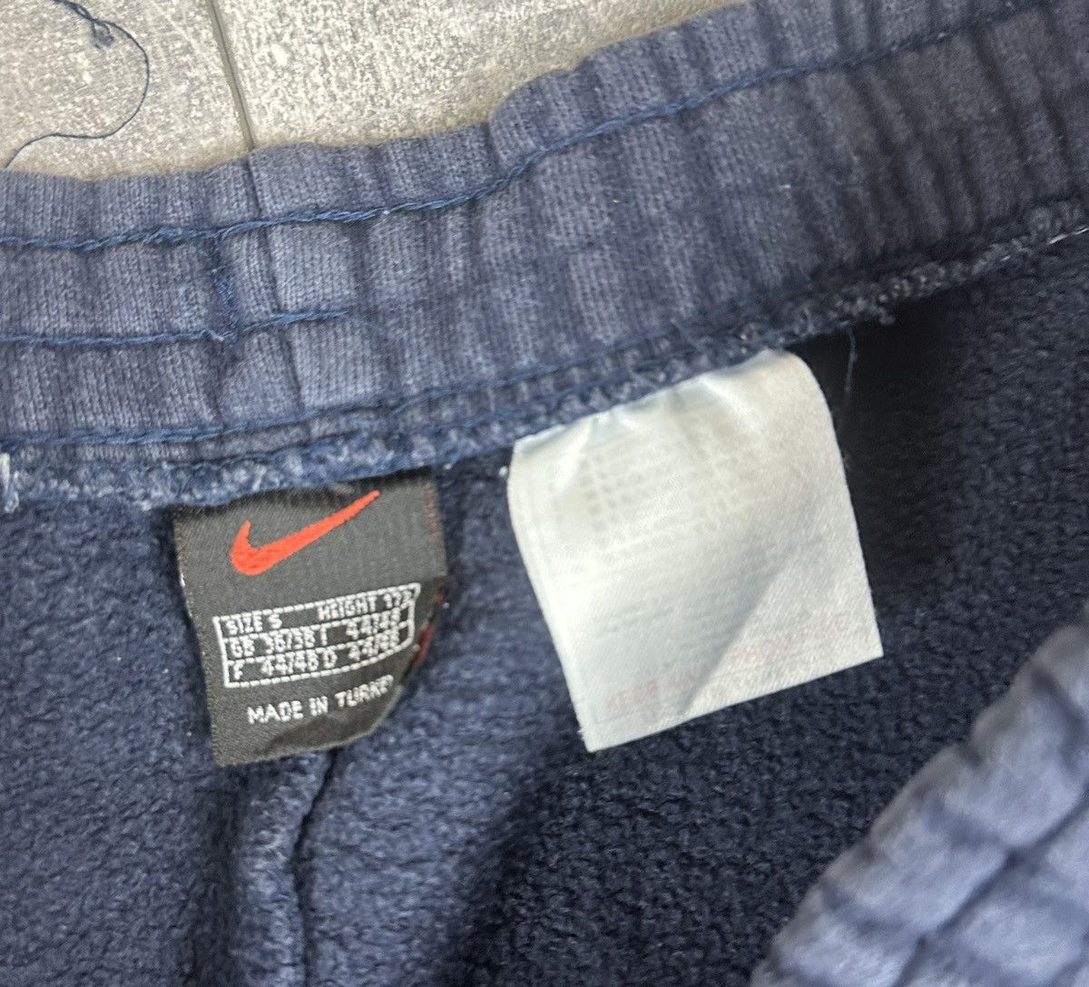 Nike Nike Vintage Small Swoosh Sweatpants Size US 30 / EU 46 - 8 Thumbnail