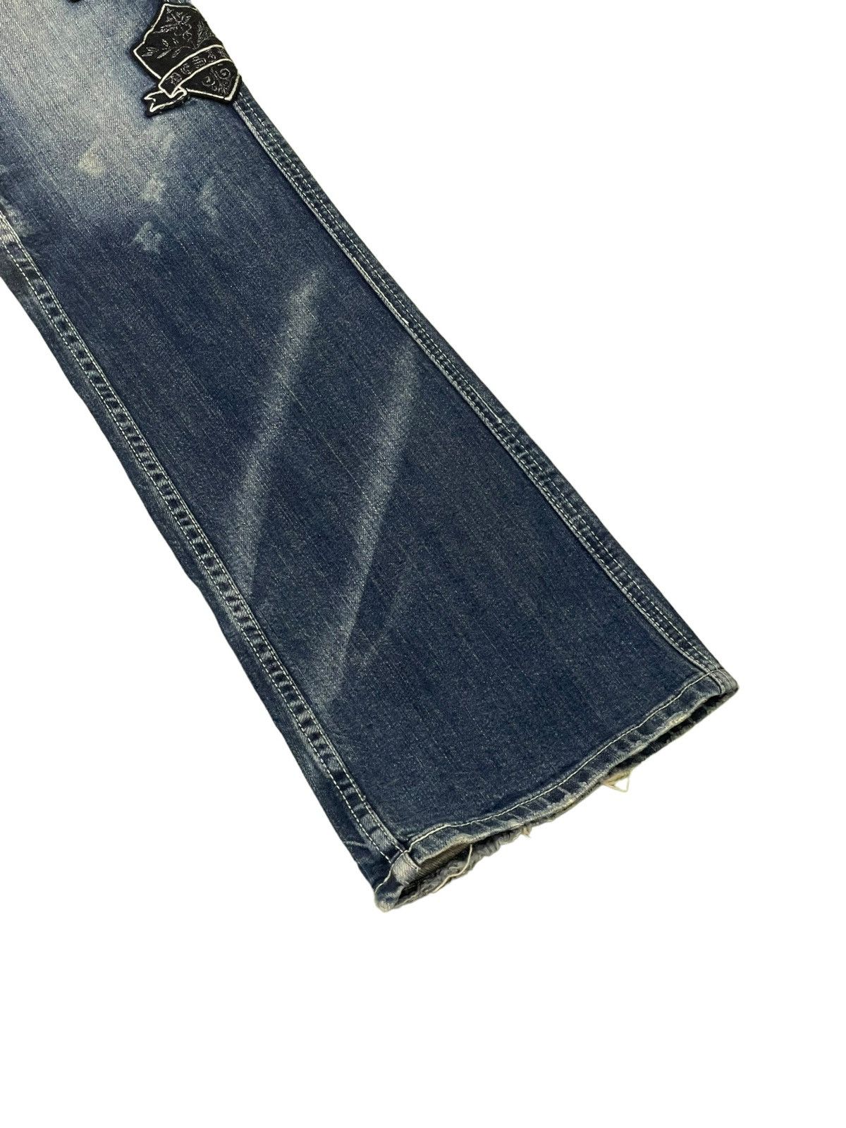 Japanese Brand Flare Jeans Army of No Faded Distress Low Rise Boot Cut 8🟦8 Size US 30 / EU 46 - 4 Thumbnail