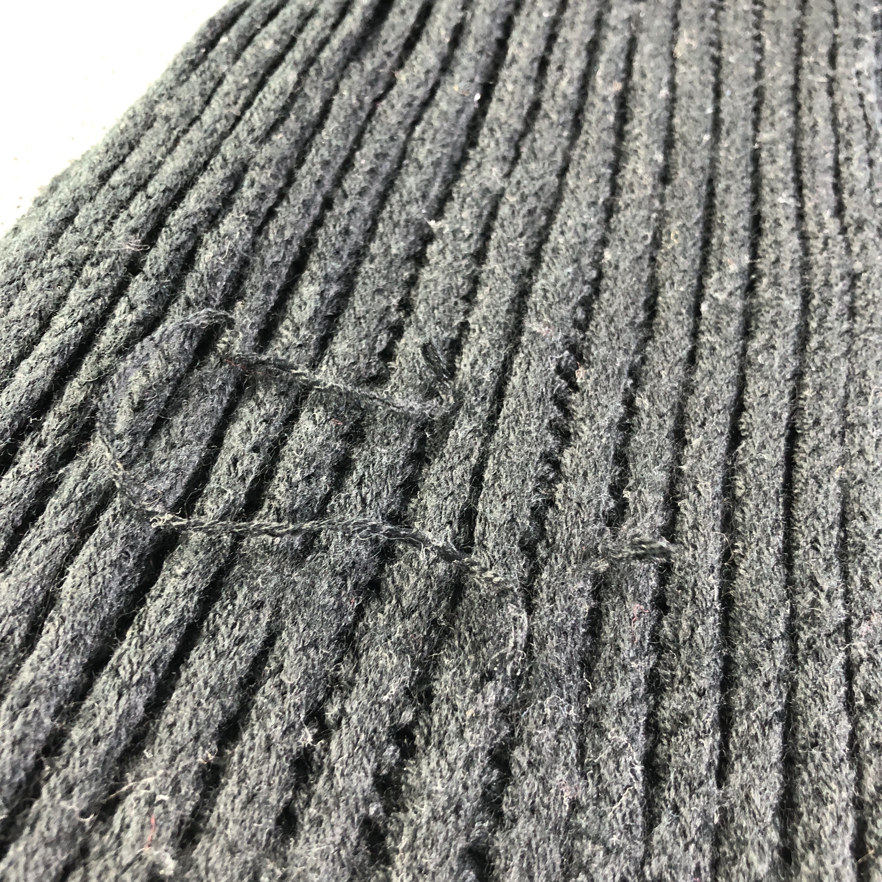 Yohji Yamamoto Yohji Yamamoto Knit Ribbed Scarf Muffler V2643 Size ONE SIZE - 6 Thumbnail