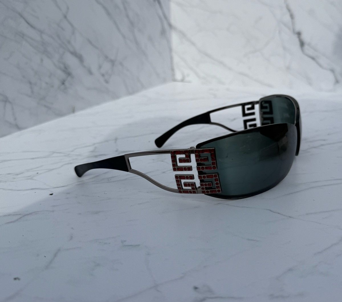 Givenchy Givenchy vintage sunglasses SGV214 Size ONE SIZE - 7 Thumbnail
