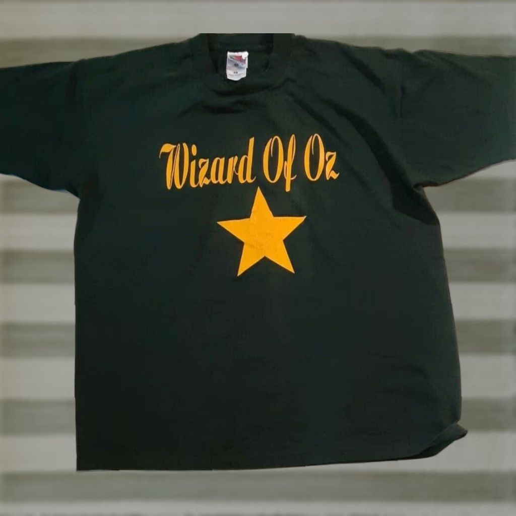 Vintage VINTAGE Wizard of Oz Green T-Shirt Fruit of the Loom XL Men Short Sleeve Green Yellow SBS 28in 22in pit to pit Mens Size US XL / EU 56 / 4 - 1 Thumbnail