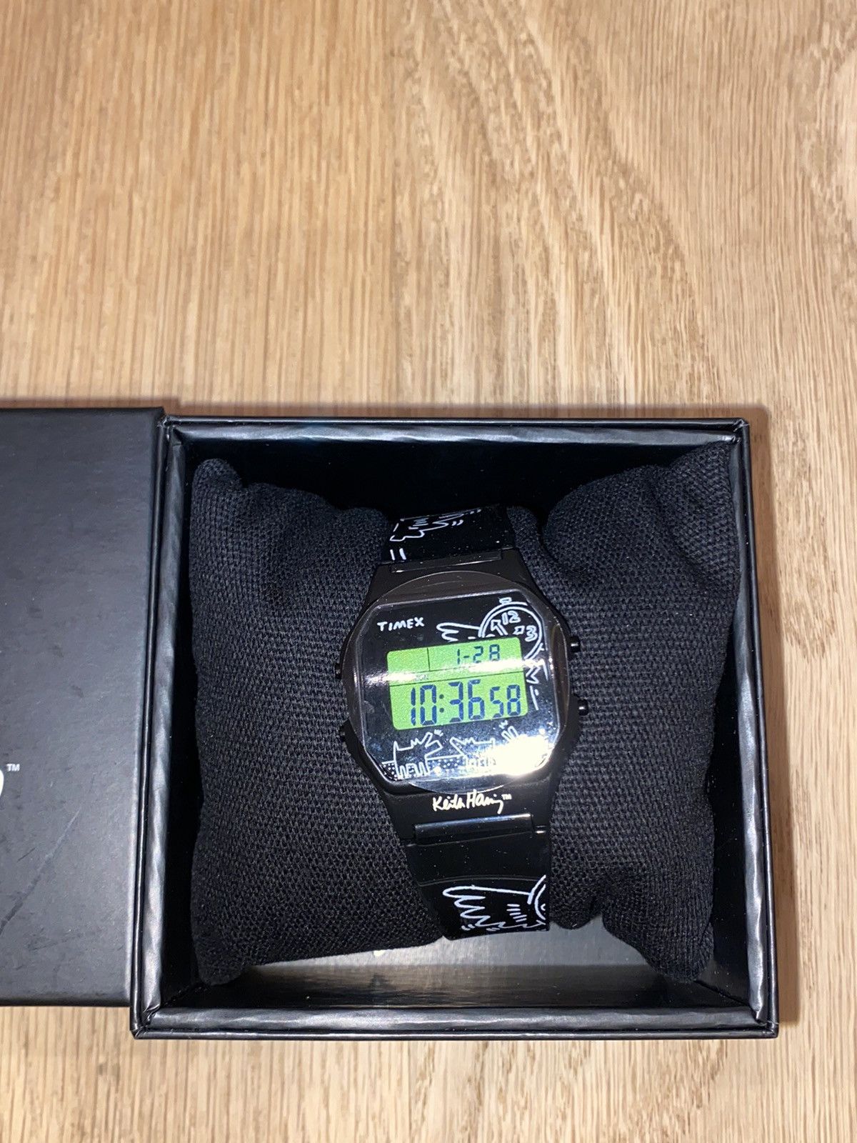 Keith Haring × Timex Timex T80 Keith Haring 34mm Size ONE SIZE - 3 Thumbnail