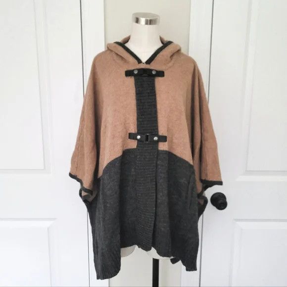 Max Mara Max Studio Tan/Gray Hooded Colorblock Wool Blend Poncho NWT Size S / US 4 / IT 40 - 2 Thumbnail