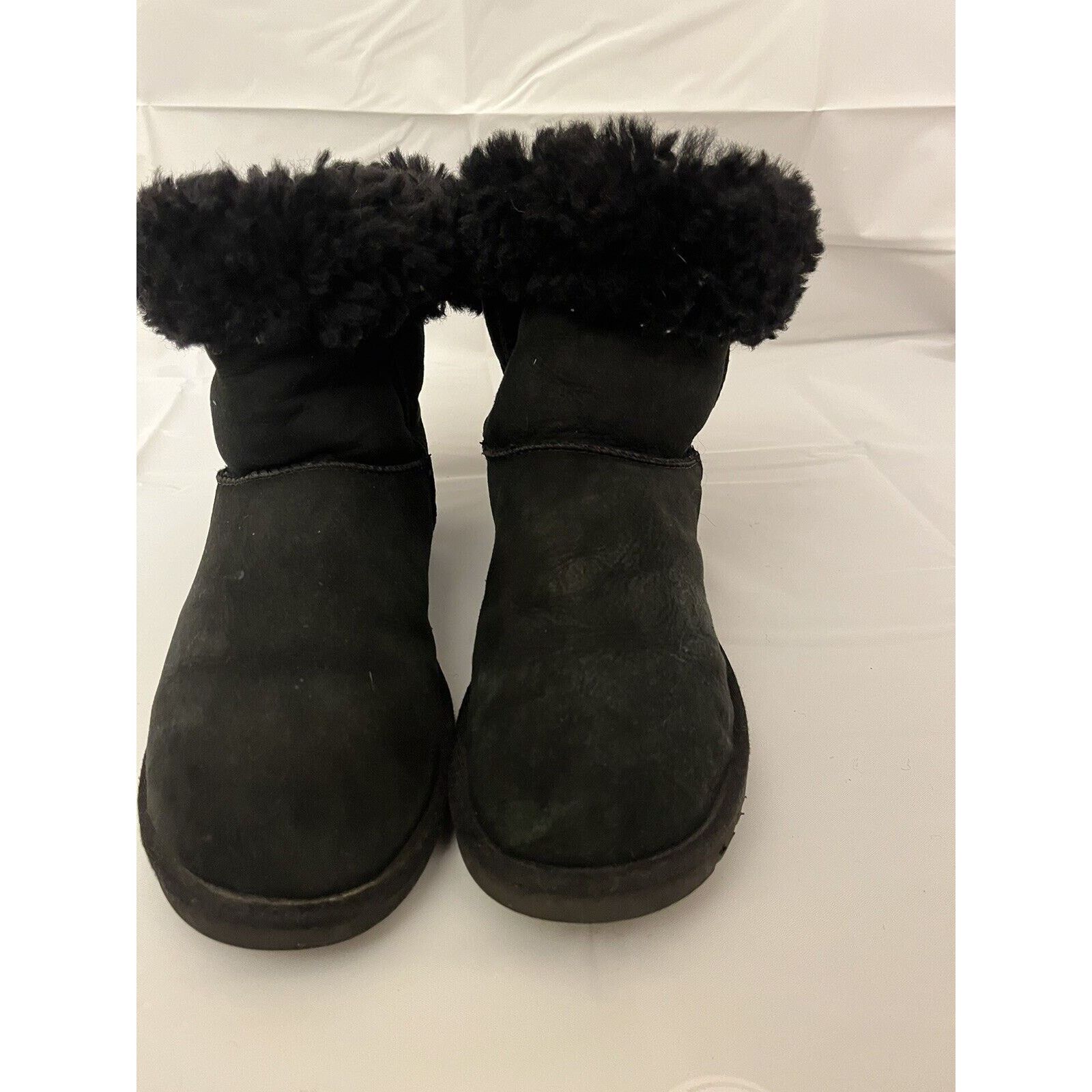 Ugg UGG Black Classic Short Boot Womens Size 9 Size US 9 / IT 39 - 5 Thumbnail