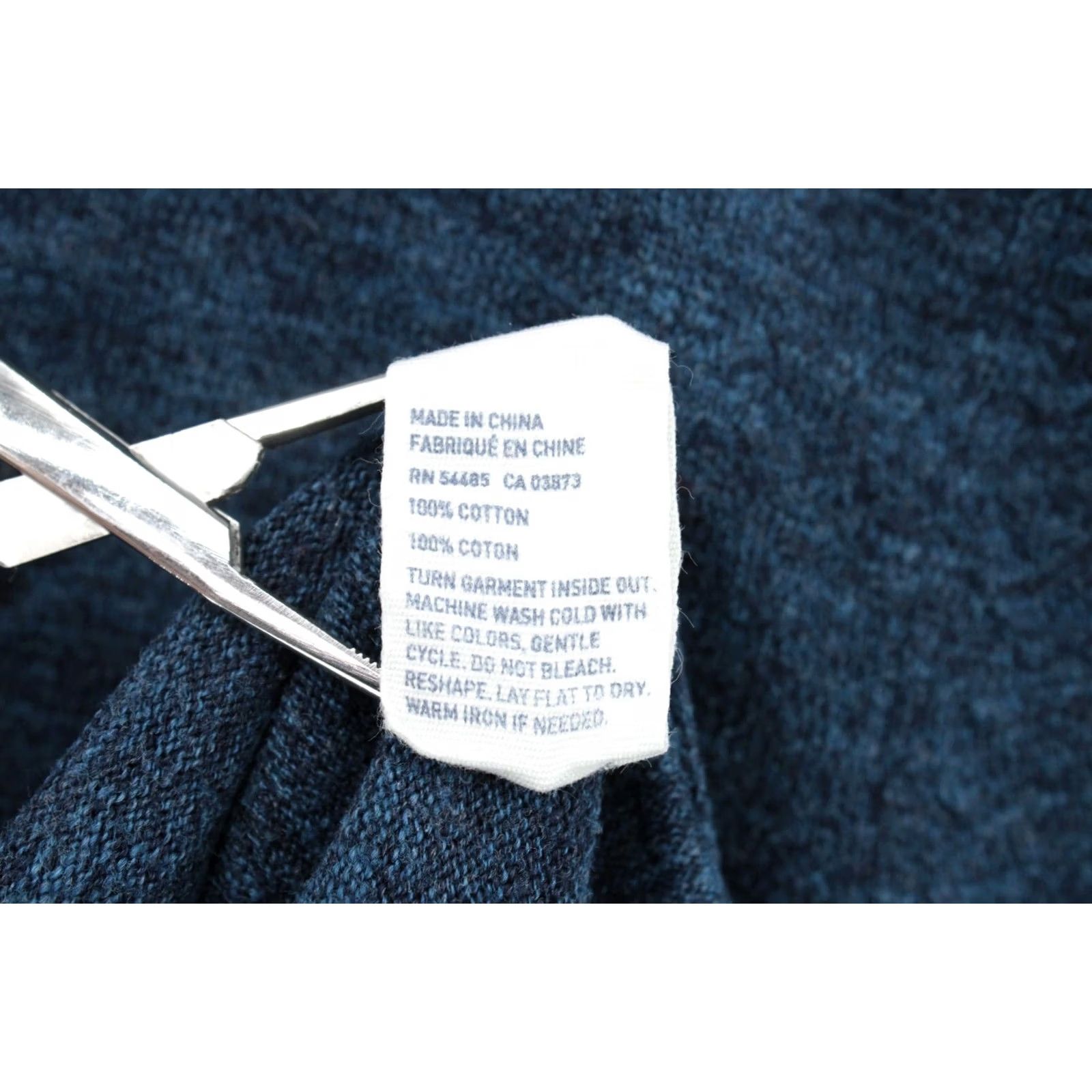 American Eagle Outfitters VINTAGE American Eagle Outfitters Sweater Mens Large Blue V-Neck Athletic Fit Pullover Modern Size US L / EU 52-54 / 3 - 5 Thumbnail