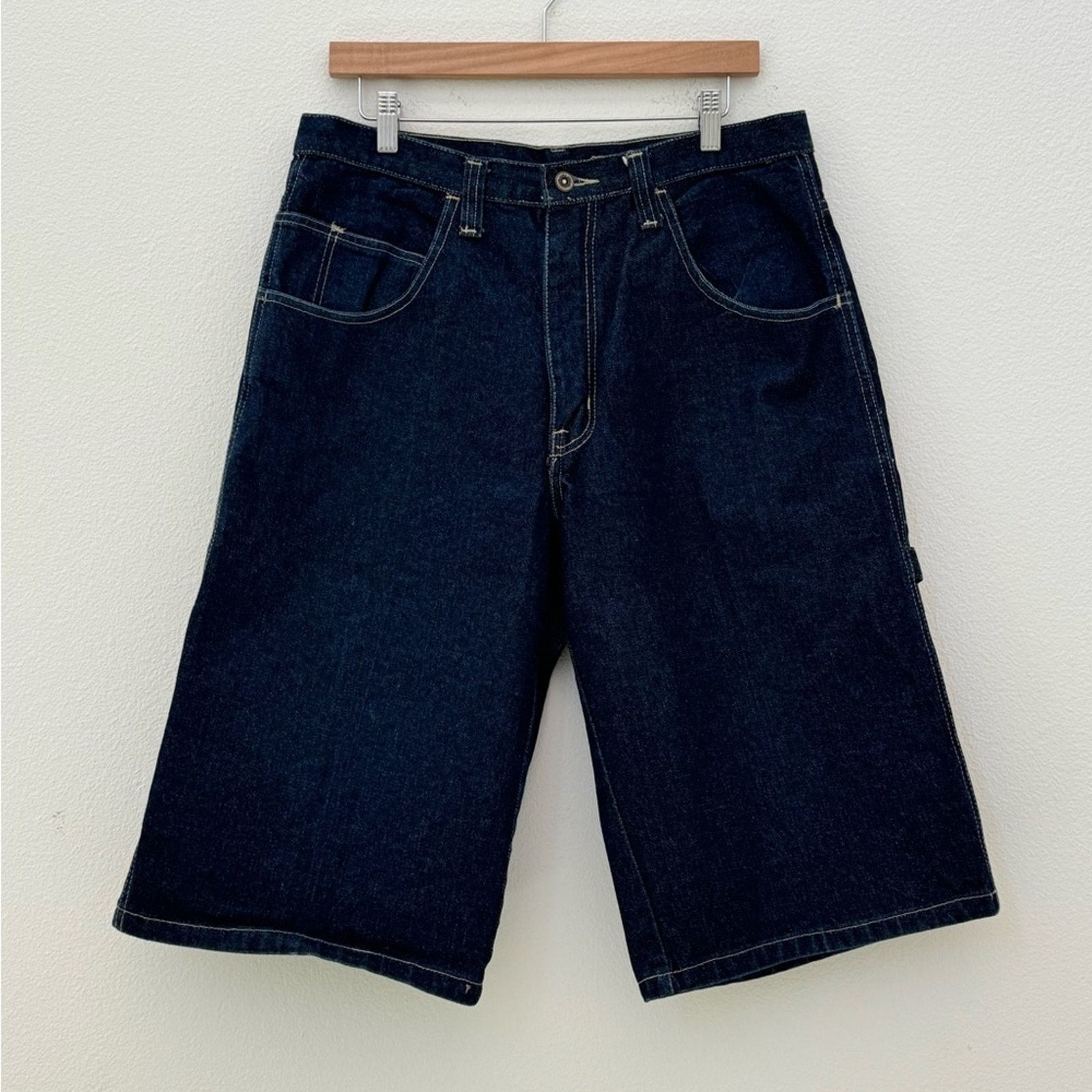 Fubu Vintage Platinum Fubu Muhammad Ali jorts Size US 34 / EU 50 - 10 Thumbnail