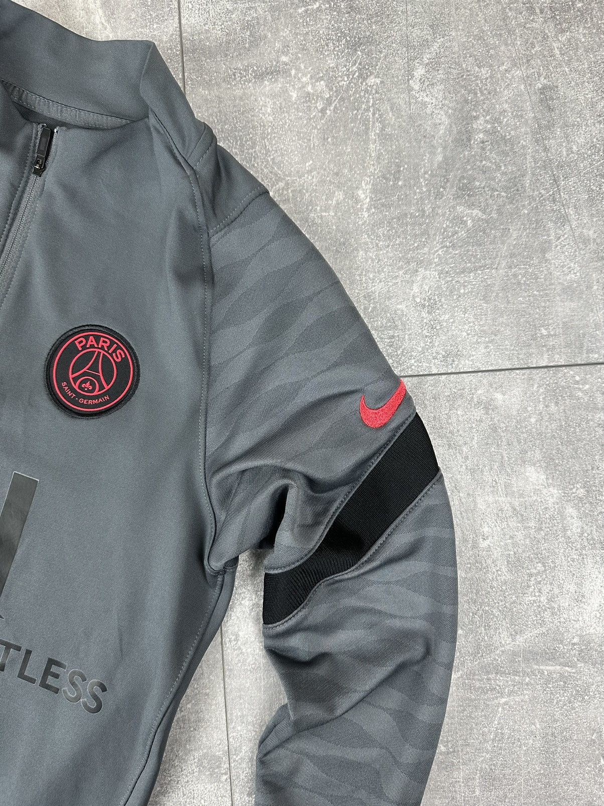 Nike Nike PSG Paris Training Long Sleeve 1/4 Zip Up 2021/22 Size US XS / EU 42 / 0 - 5 Thumbnail