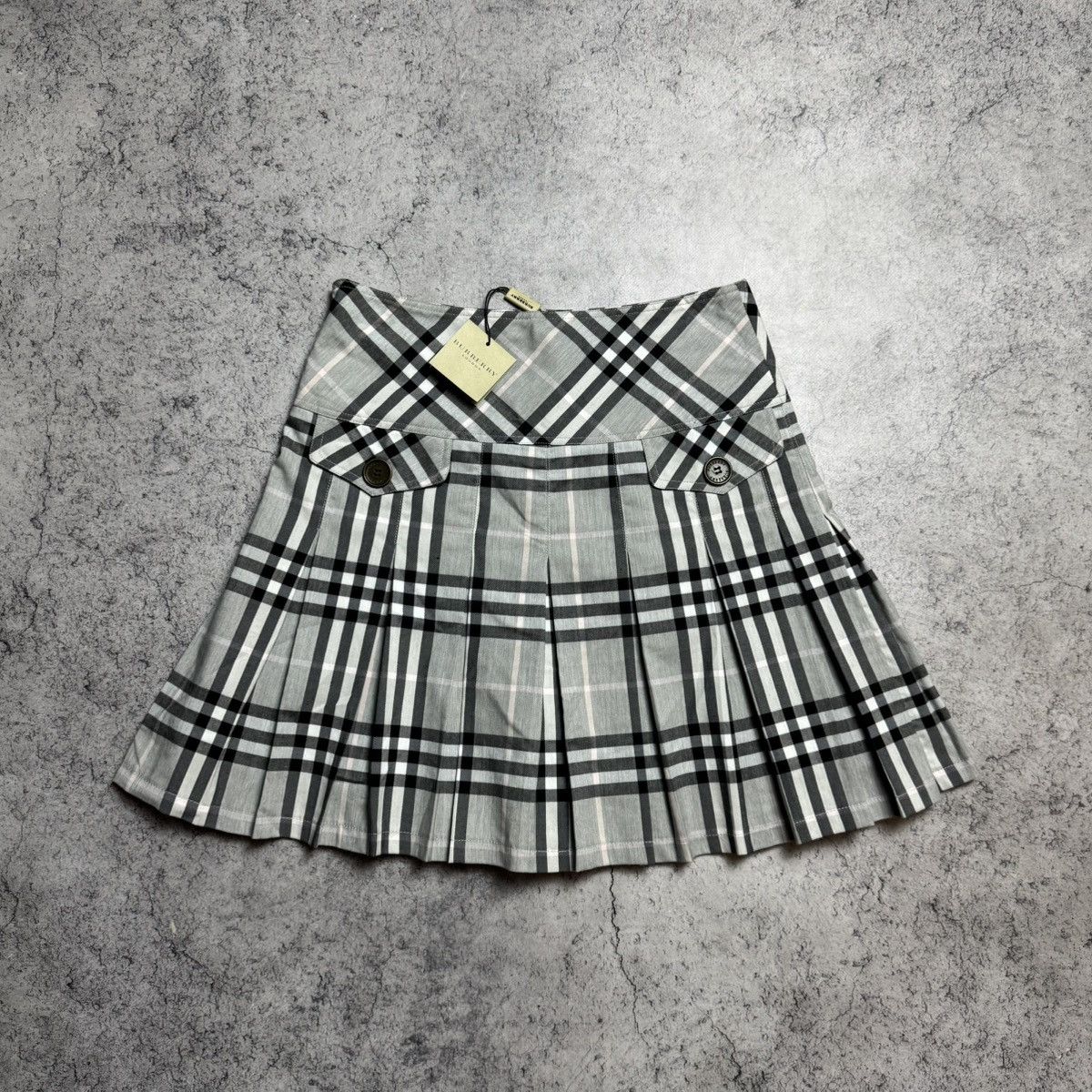 NEW Vintage Burberry Skirt