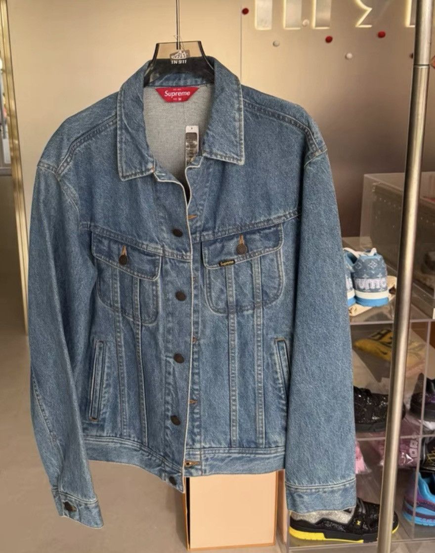 Supreme Supreme new york painted trucker jacket blue | Grailed