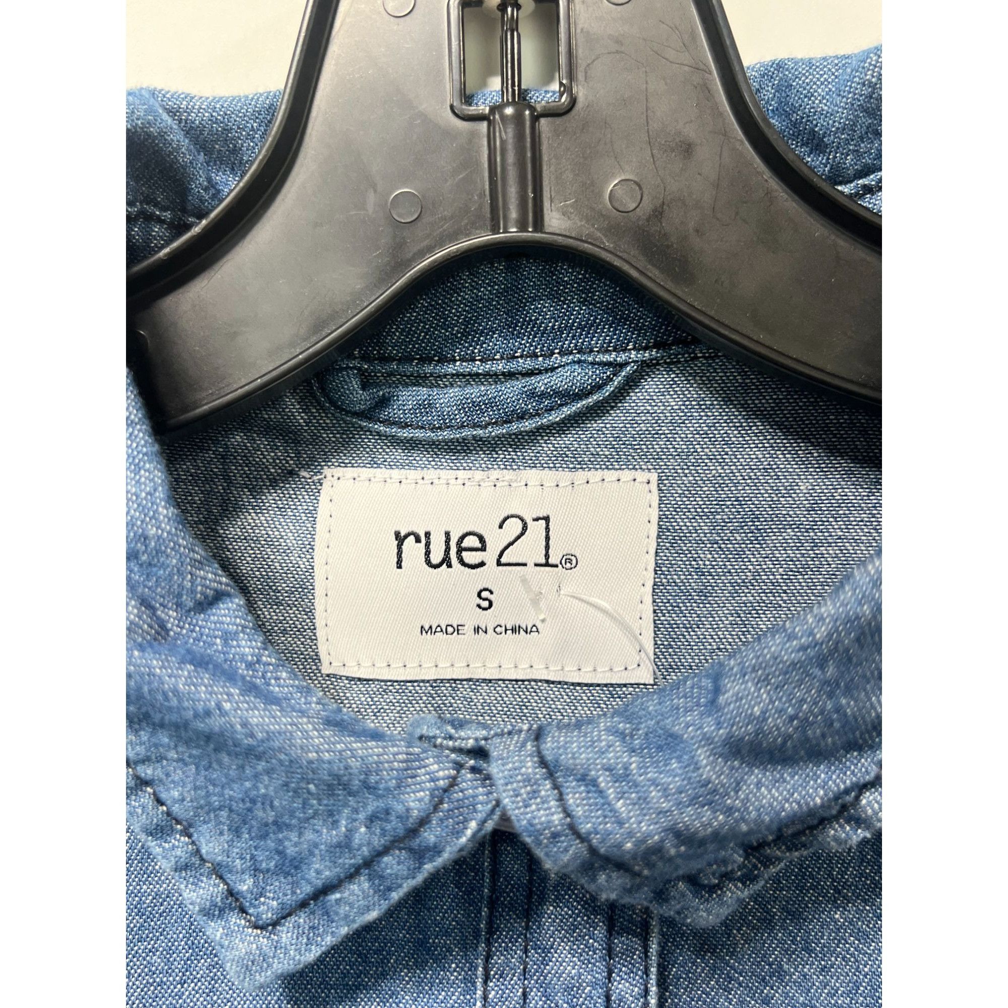 rue21 Rue 21 - Women's Chambray Long Sleeve Button Down Shirt With Size S / US 4 / IT 40 - 11 Thumbnail