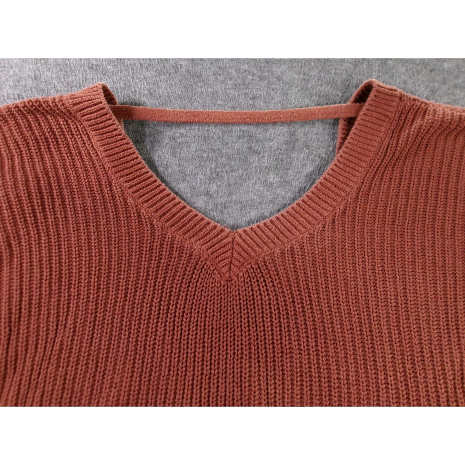 Forever 21 FOREVER 21 Sweater Women Small Brown V-Neck Cozy Pullover Knit Long Sleeve Casual Preppy Size S / US 4 / IT 40 - 2 Thumbnail