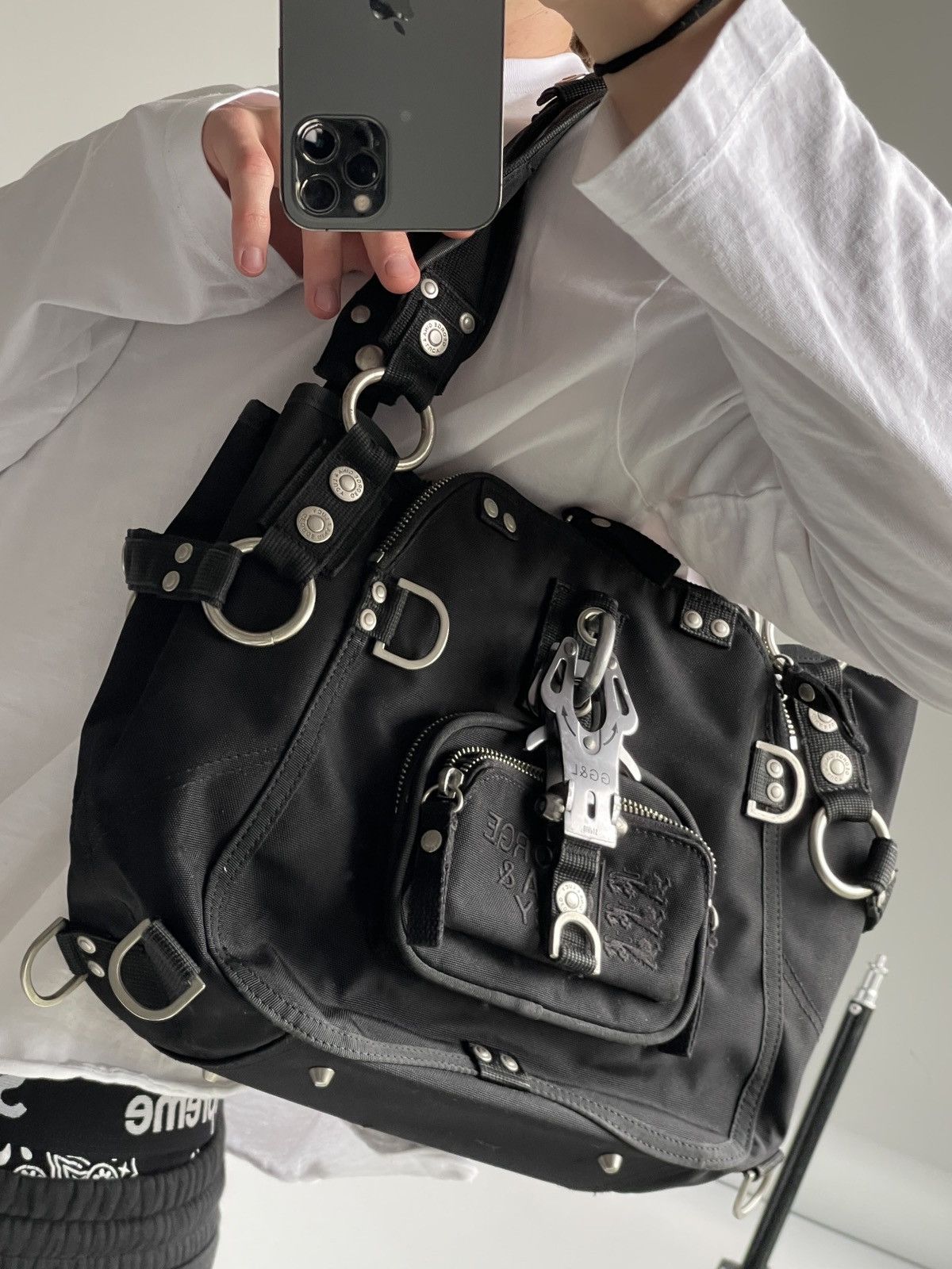 George Gina & Lucy Very Rare George Gina & lucy Y2k Alyx Bag Crossbody Handbag Size ONE SIZE - 4 Thumbnail