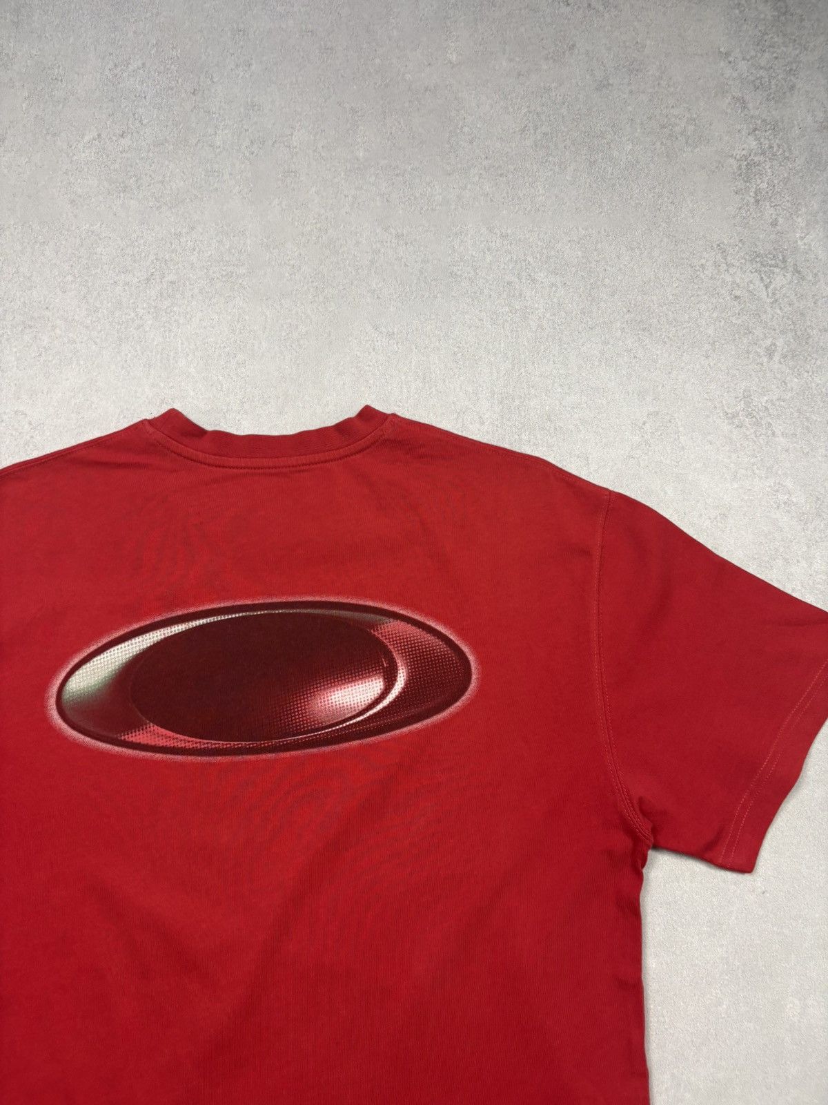 Oakley Oakley Vintage Red Spell Out T Shirt Hype Big Logo Y2K 00s Size US M / EU 48-50 / 2 - 3 Thumbnail