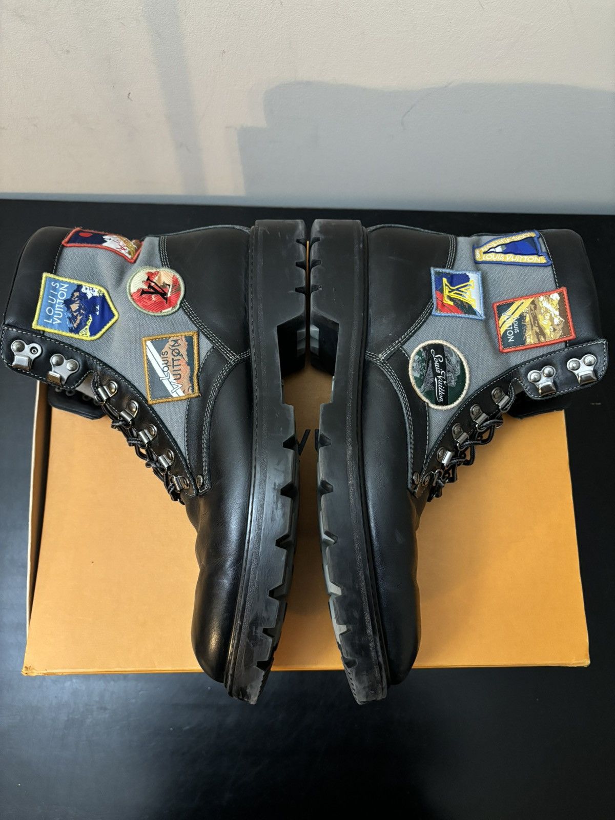 Louis Vuitton Louis Vuitton Oberkampf Leather Patchwork Ankle Boots Black Size US 10 / EU 43 - 4 Thumbnail