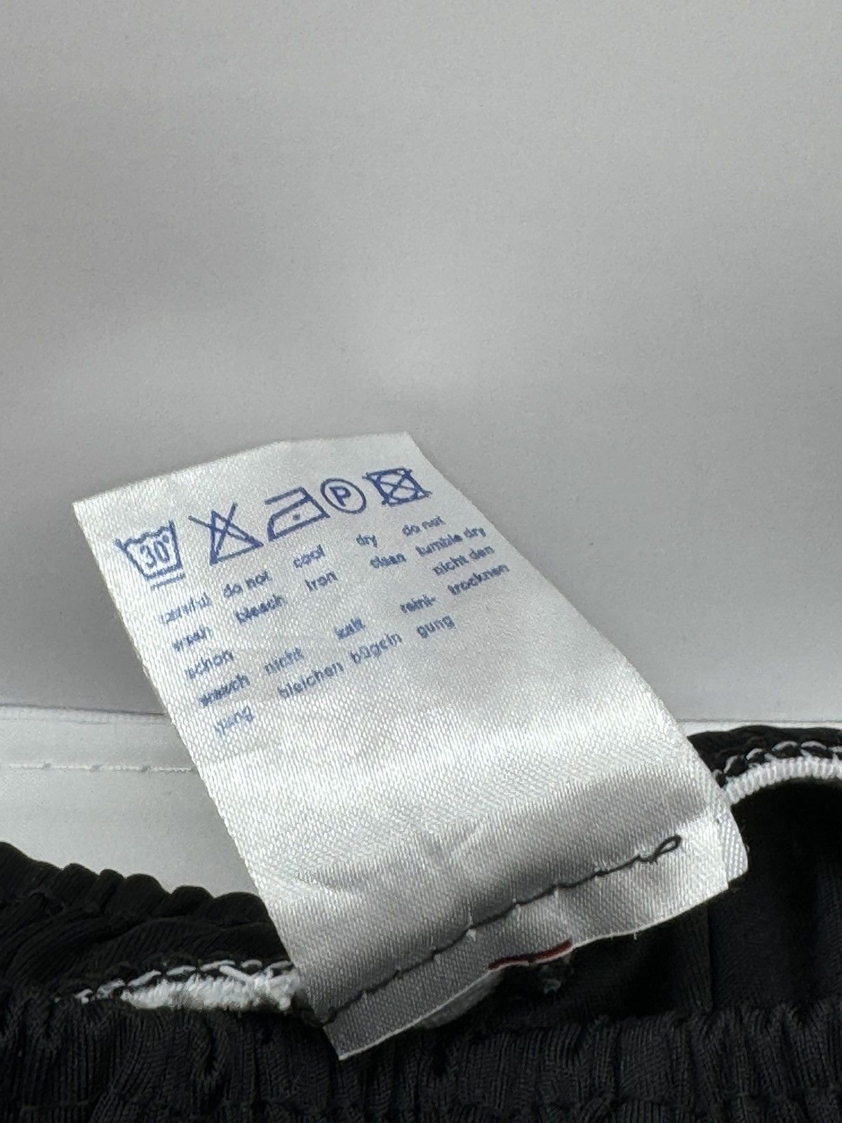 Adidas × Vintage Vintage 1996-1998 Adidas Bayern Munich Shorts Size US 28 / EU 44 - 4 Thumbnail