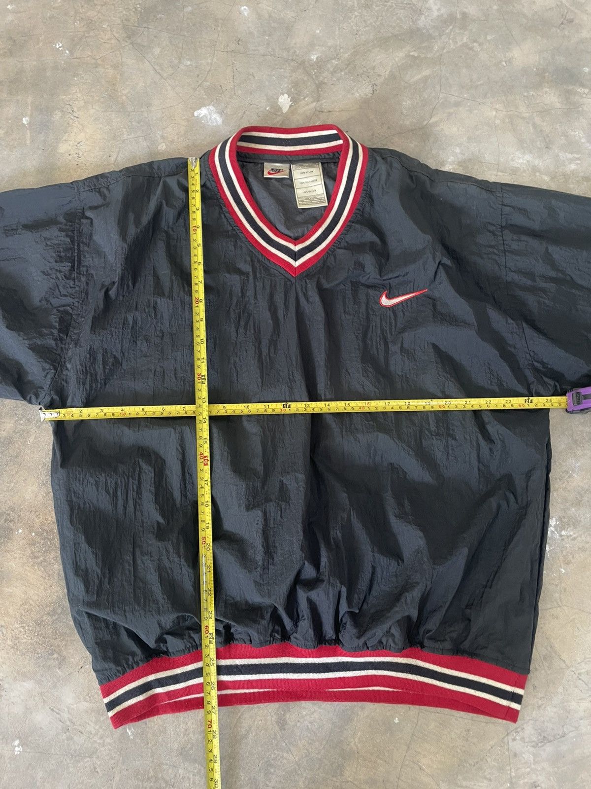 Nike × Vintage vintage 90s nike embroidered logo nylon pullover Size US L / EU 52-54 / 3 - 6 Thumbnail