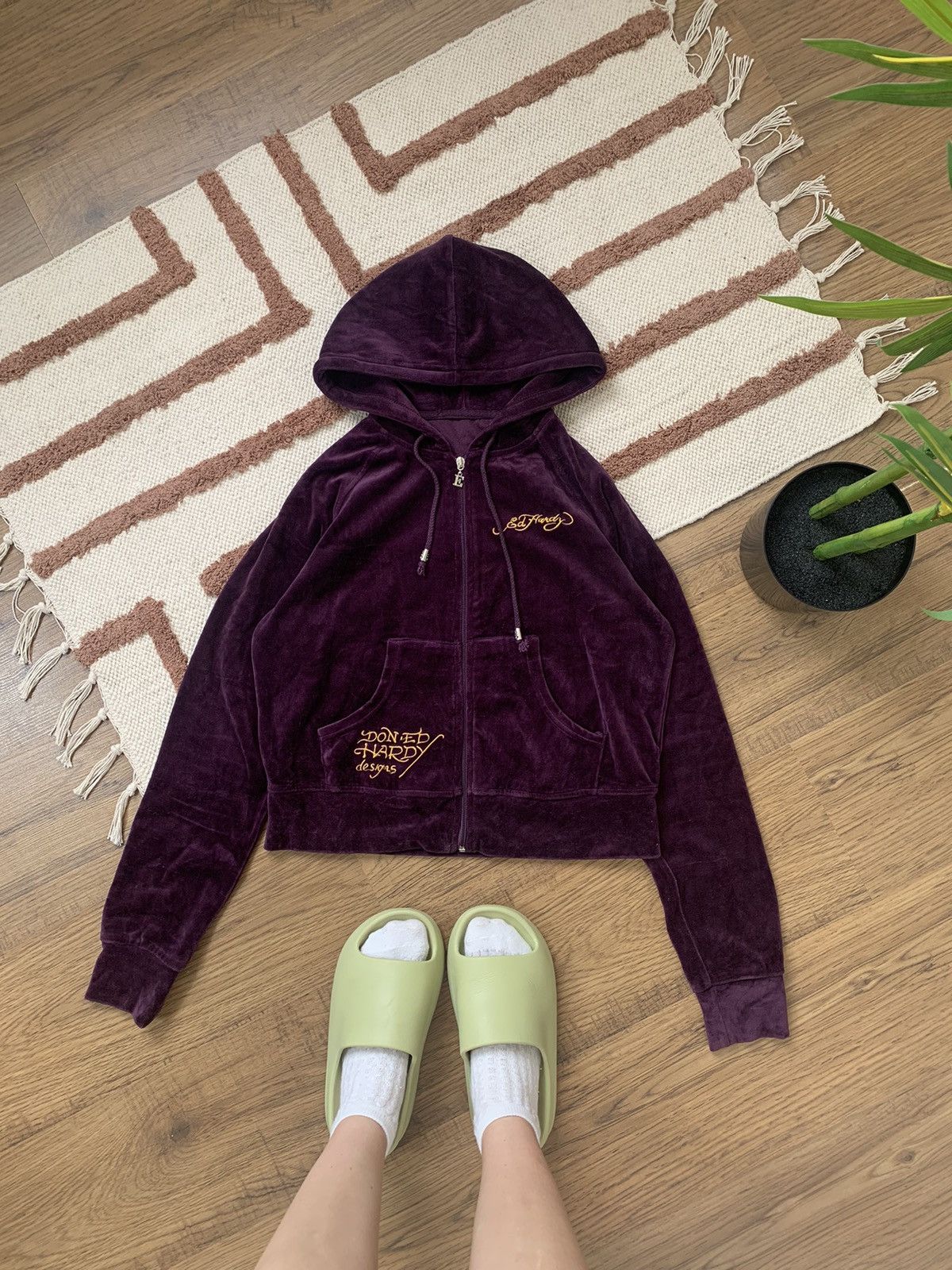 Ed Hardy VINTAGE VELOUR ED HARDY 2000s CROPPED ZIP UP HOODIE Size S / US 4 / IT 40 - 4 Thumbnail