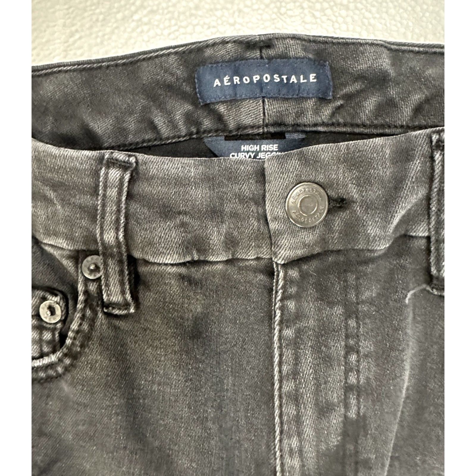 Vintage Aéropostale Jeans Womens 10 Regular Black High Rise Jegging Distressed Skinny Denim Shirt? Size 32" / US 10 / IT 46 - 7 Thumbnail