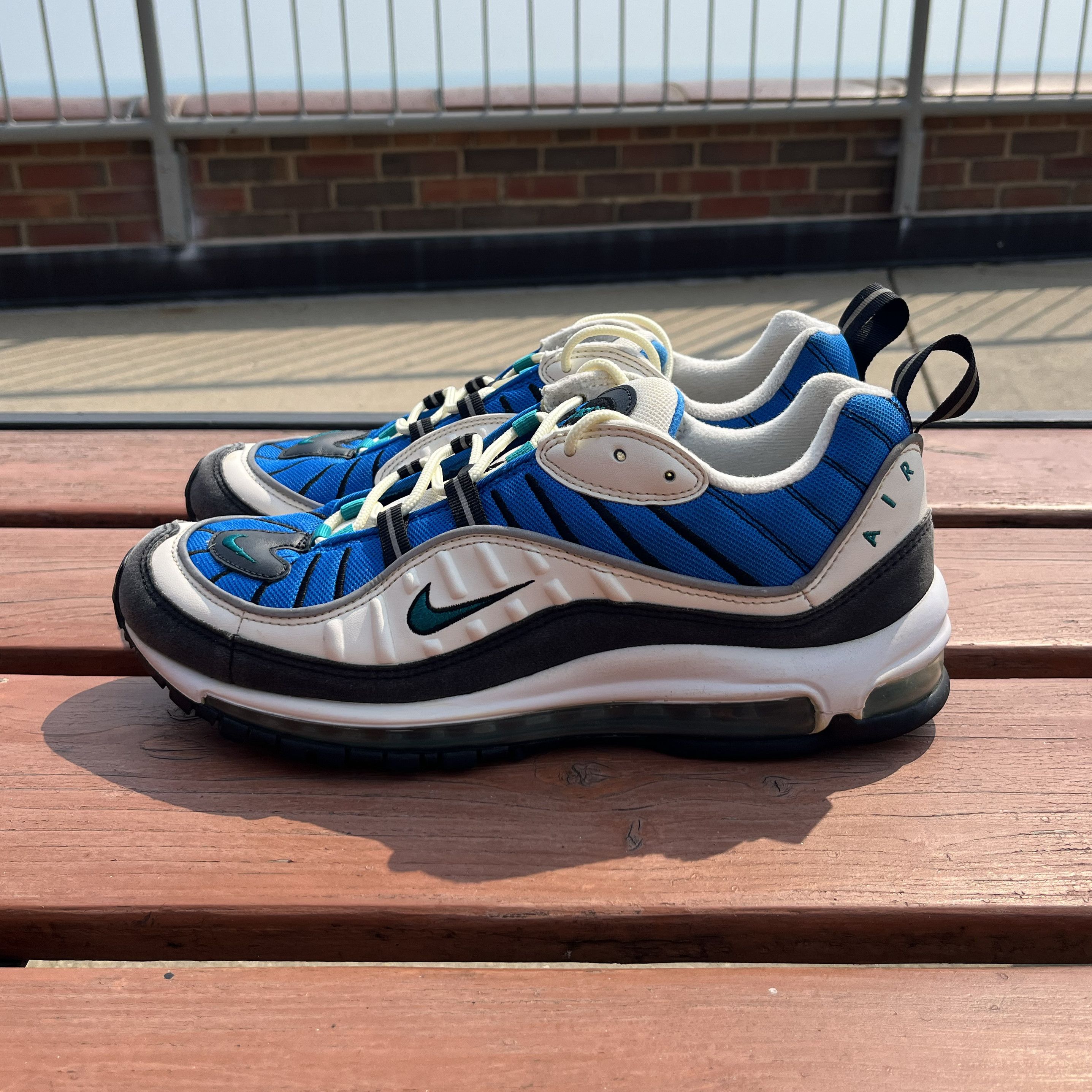 Nike Nike Air Max 98 Radiant Emerald (Size 10US M / 12 USW) Size US 10 / EU 43 - 3 Thumbnail