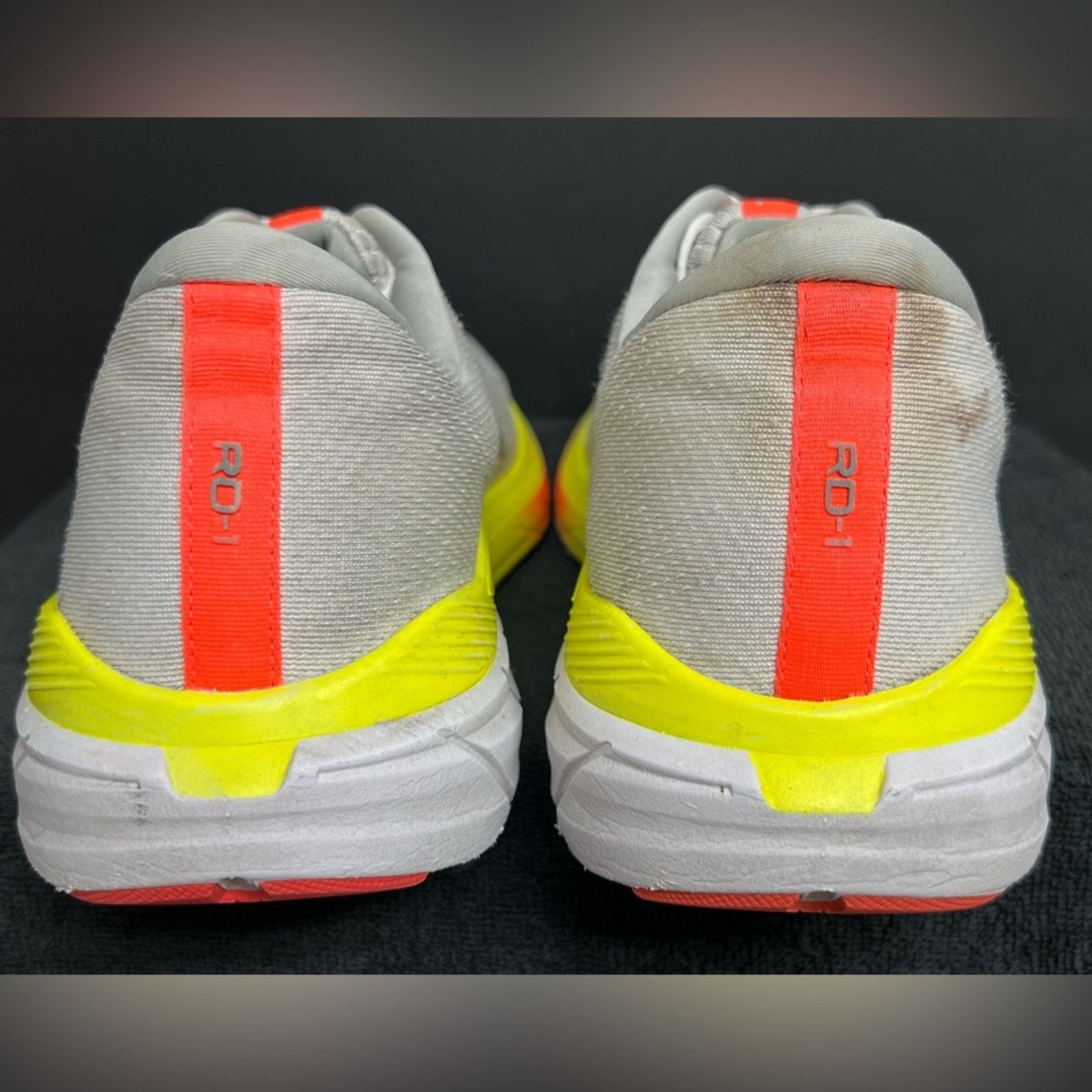 Other TYR RD-1 Runner Men's Size 11.5 White Yellow Running Shoes Size US 11.5 / EU 44-45 - 7 Thumbnail